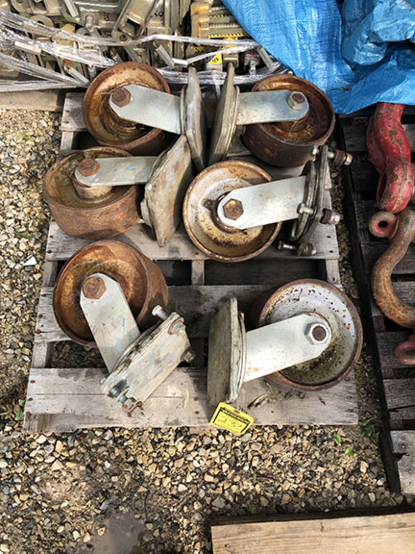 (15) MINI DOLLIES & CARTS, BOX OF CASTERS WITH RUBBER WHEELS, AND (5) CASTERS WITH WELDER WHEELS - Image 4 of 4