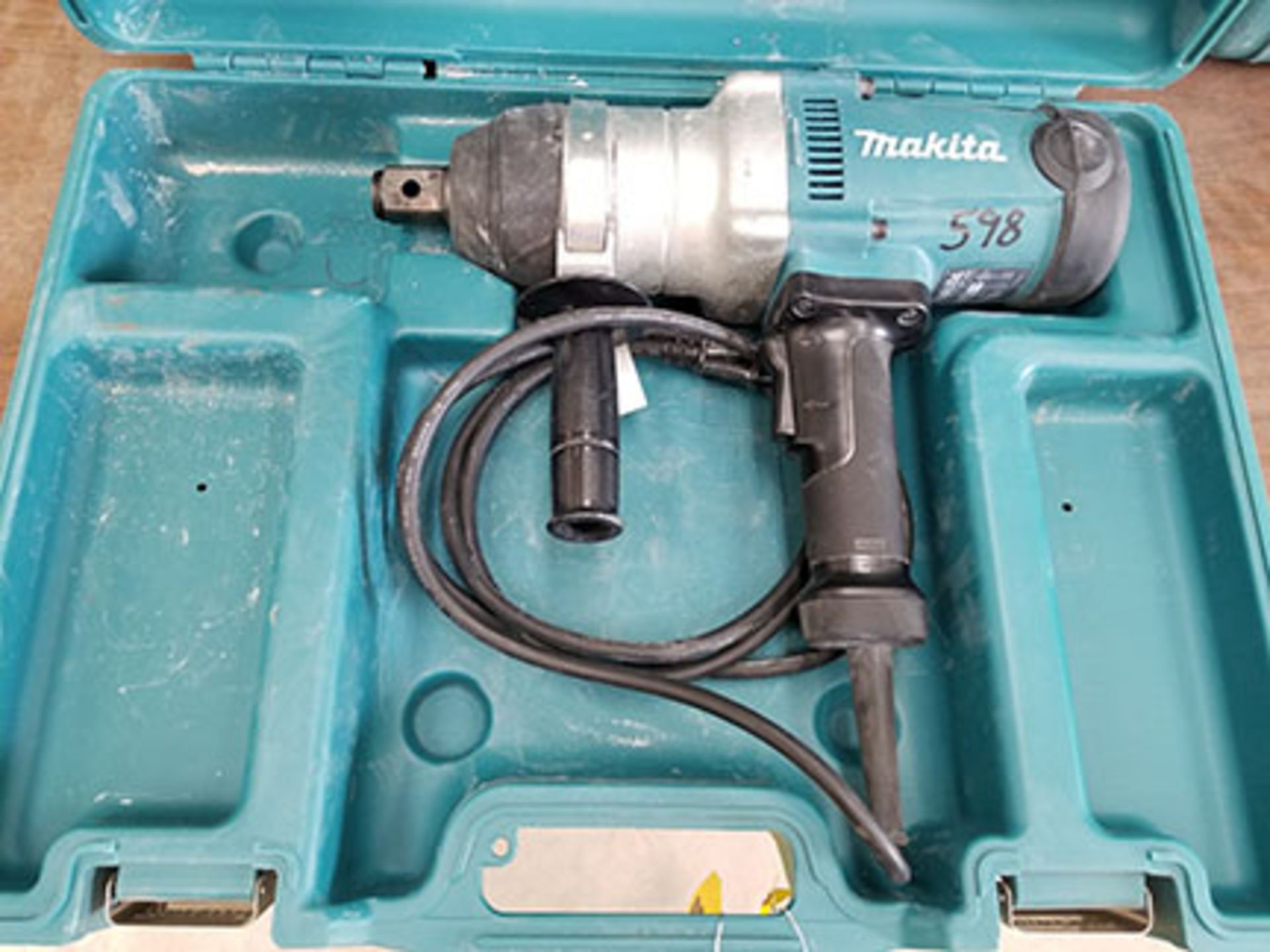 MAKITA TW1000 120V ELECTRIC IMPACT WRENCH, 1” DRIVE - Image 2 of 3