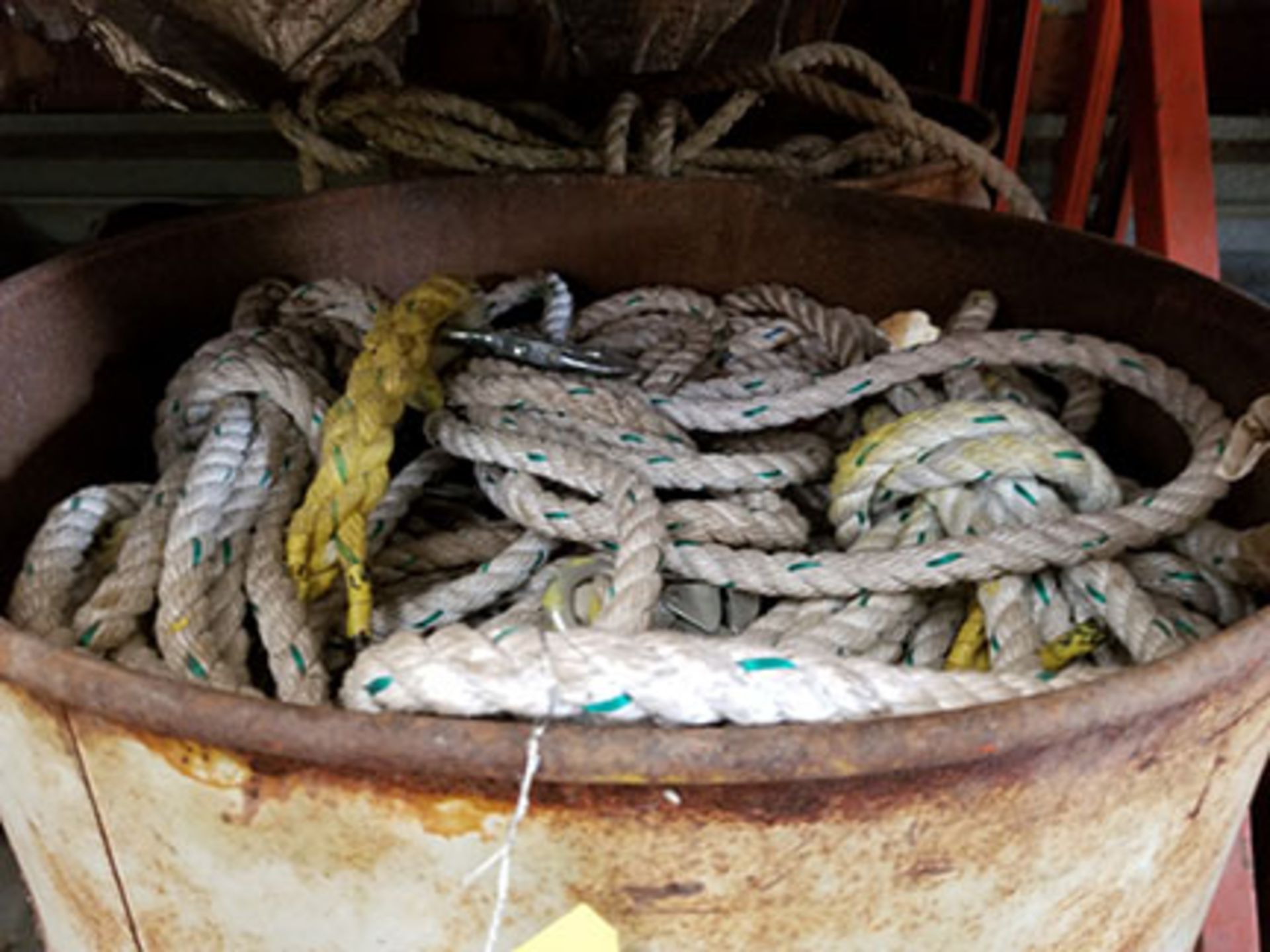 (4) BARRELS OF NYLON ROPE - Image 2 of 4