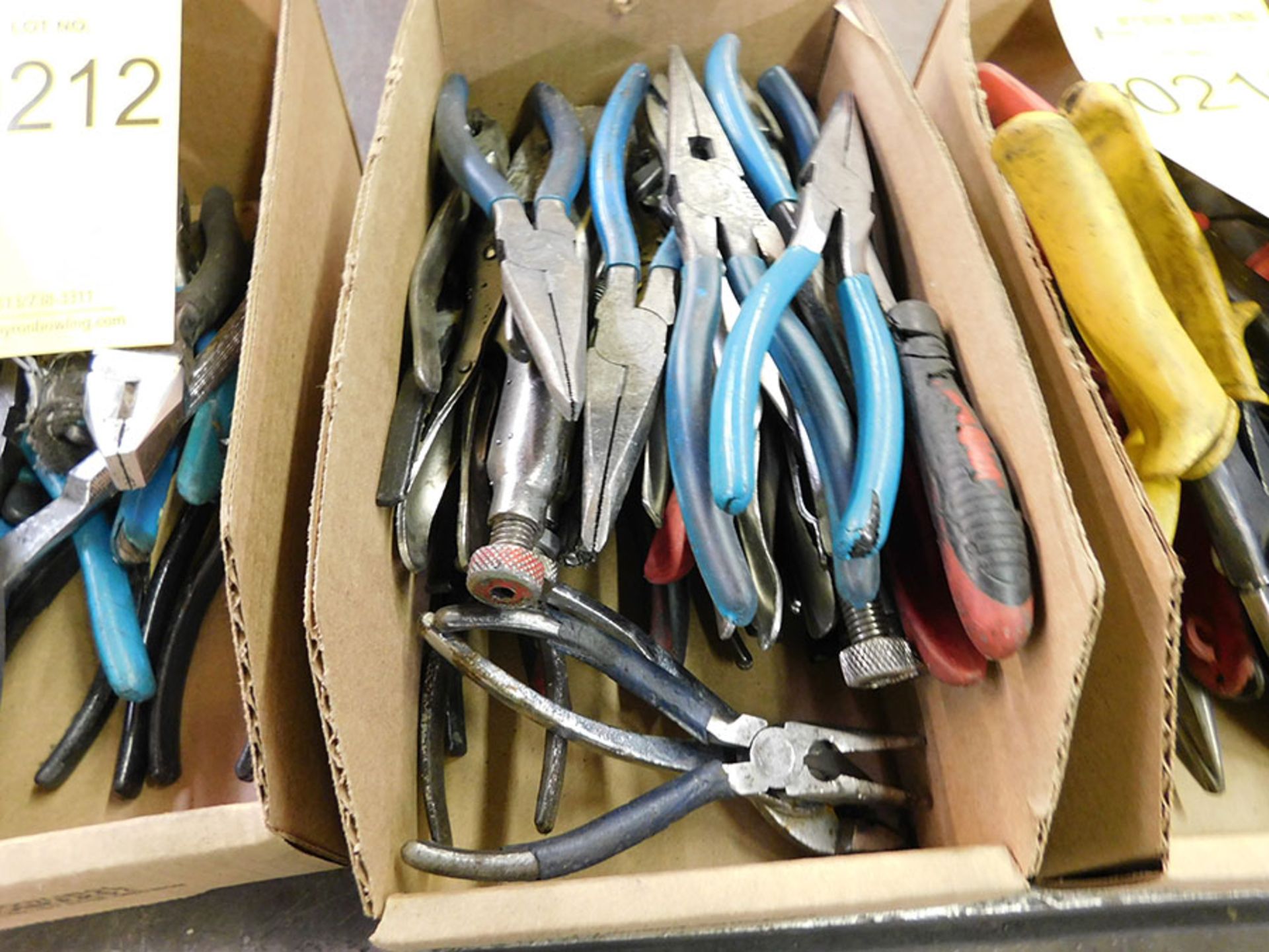 LOT OF ASSORTED PLIERS