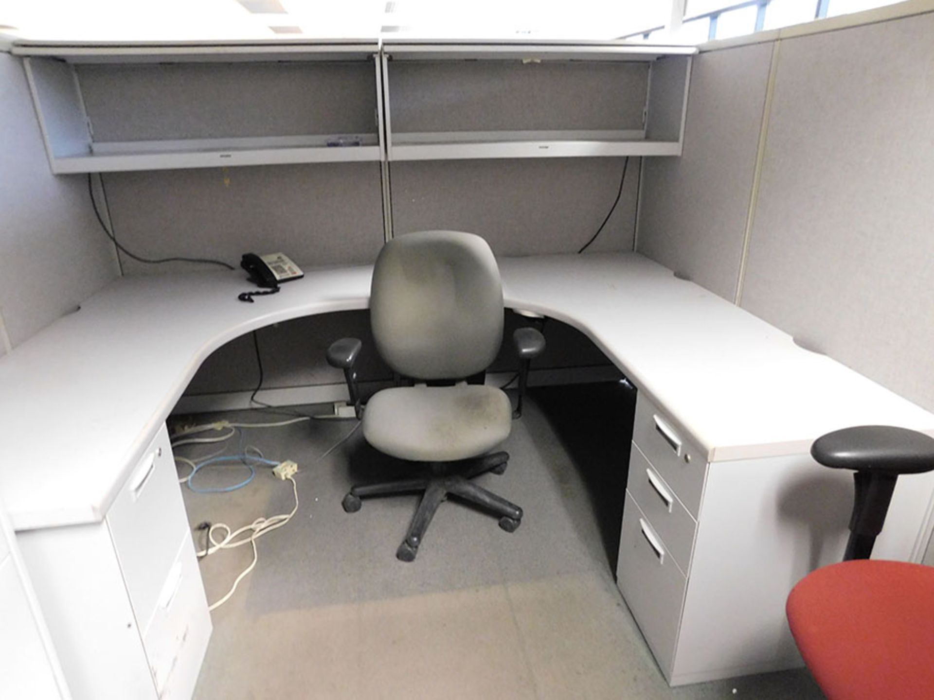 (2) CUBICLES WITH CONTENTS - Image 4 of 4