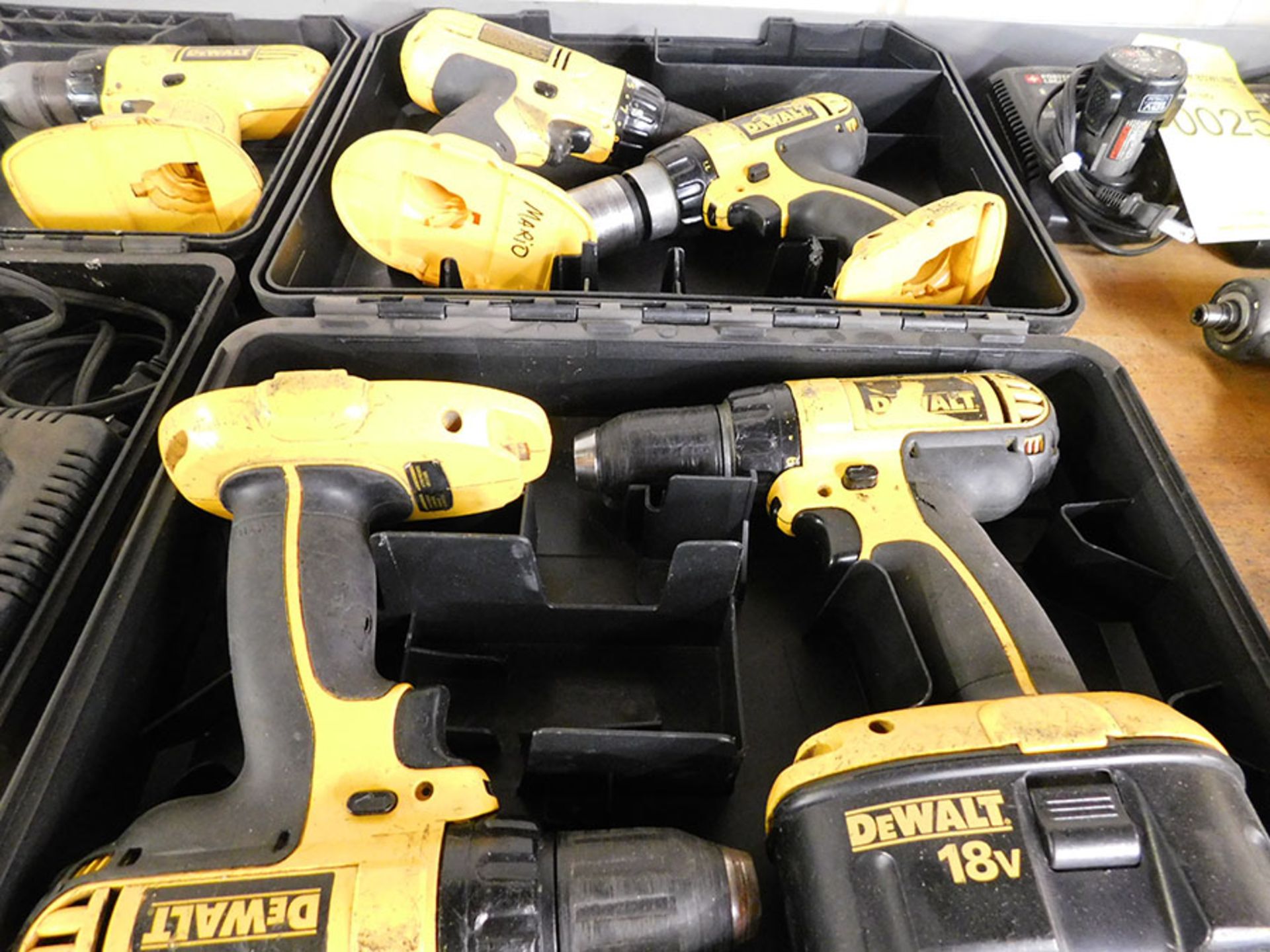 (4) DEWALT 18V DRILLS