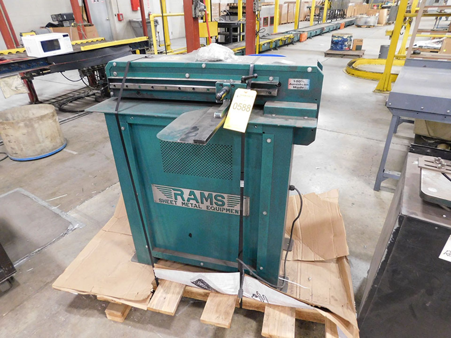 SHEET METAL EQUIPMENT 27'' BEVELER