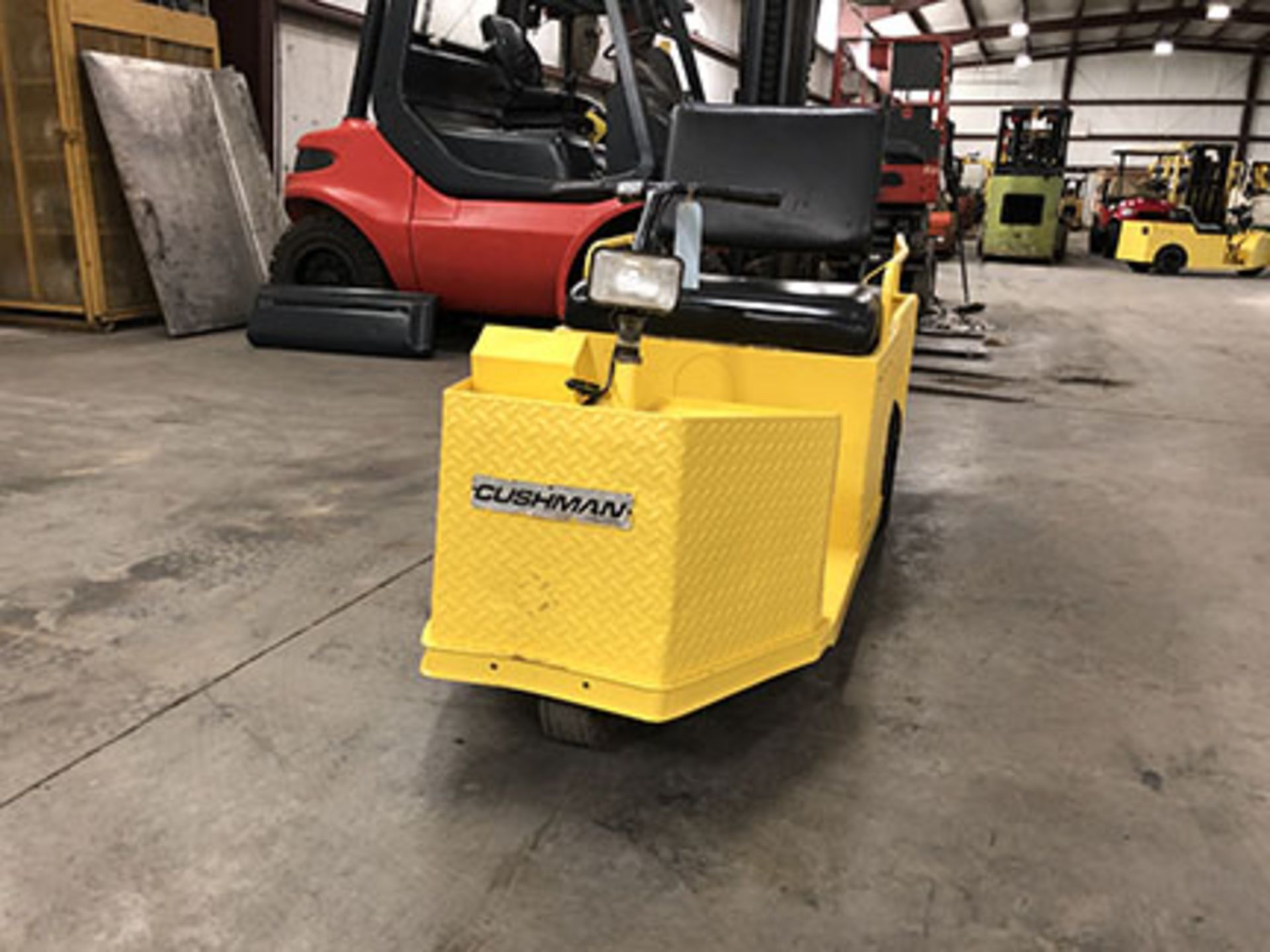 CUSHMAN 3-WHEEL ELECTRIC PERSONNEL CART, MODEL: MINUTE MISER, WITH 24-VOLT ON-BOARD CHARGER, - Image 2 of 5
