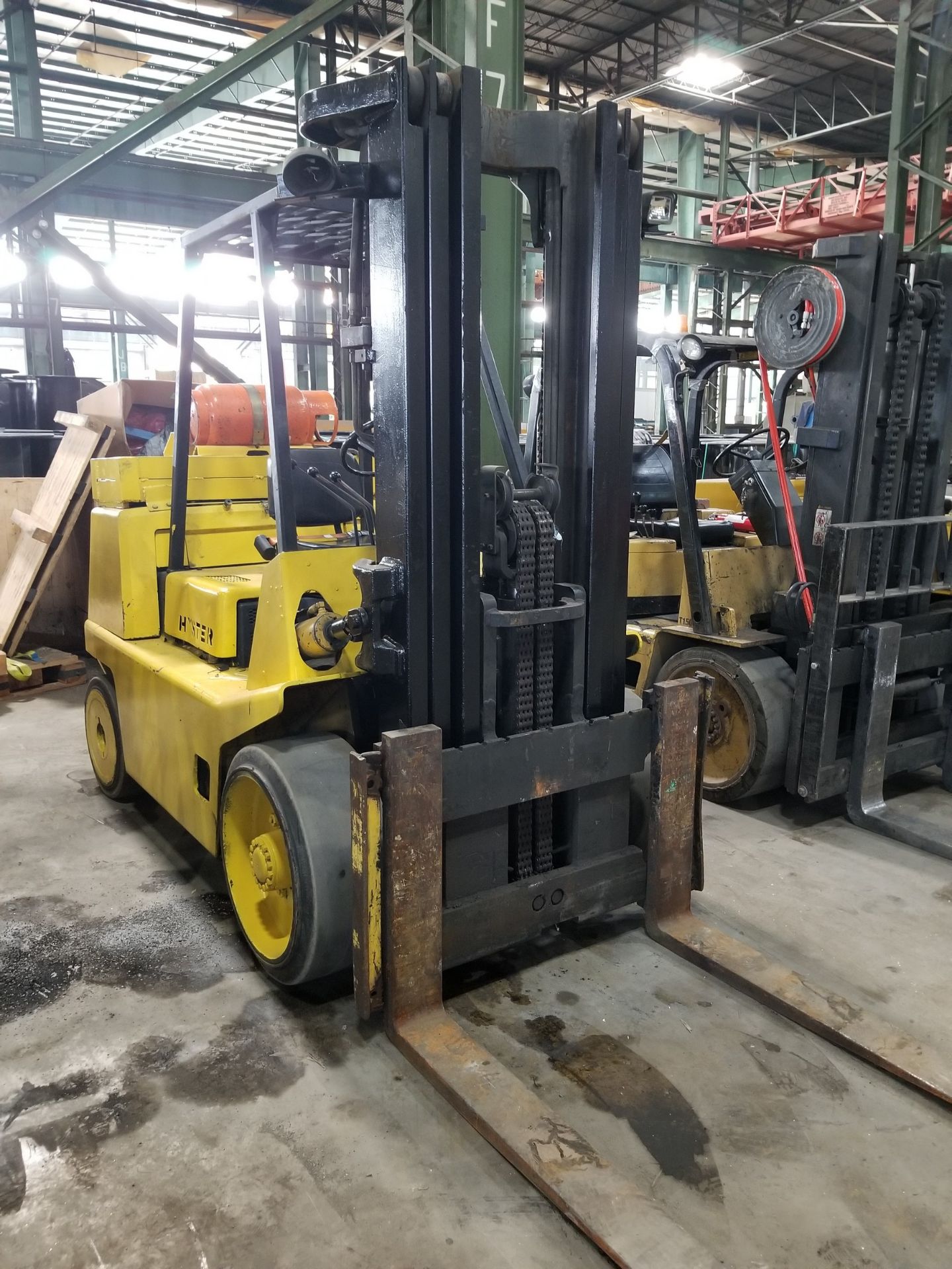 HYSTER S135XL2 EXTENDED FORKLIFT WITH ADDED COUNTERWEIGHT, 3-STAGE MAST, 178'' LIFT HEIGHT, LP - Image 3 of 4