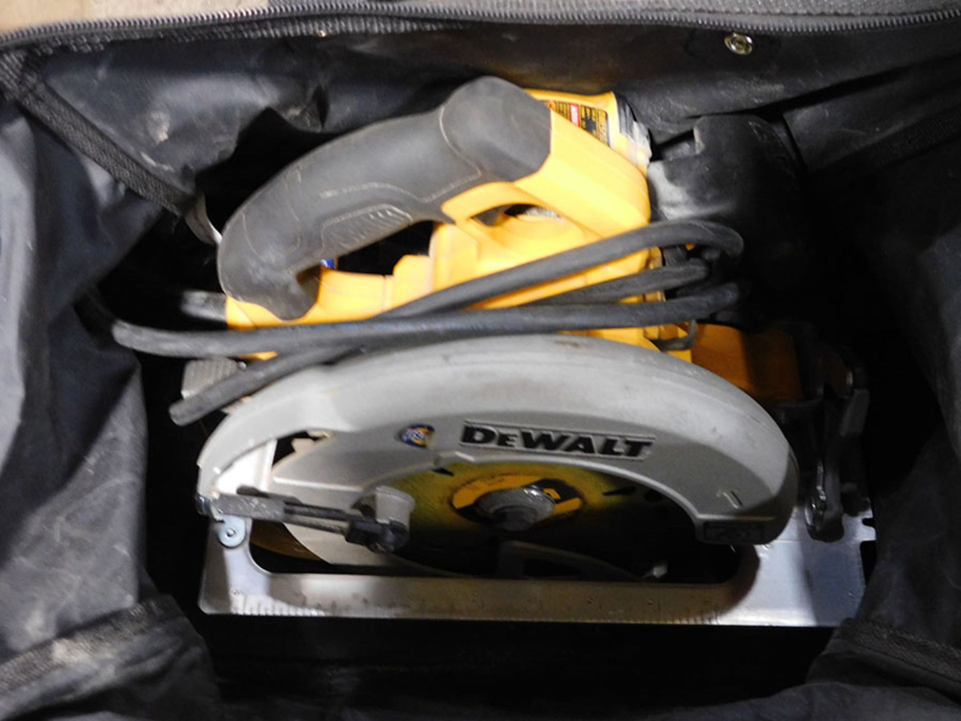 DEWALT DWE575SB 7 1/4'' CIRCULAR SAW