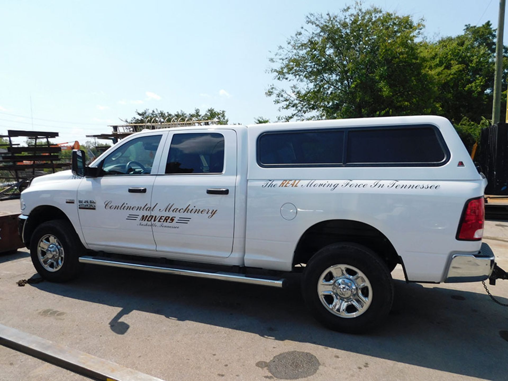 2017 DODGE RAM 2500 HD CREW CAB PICKUP TRUCK; 4WD, 25,359 MILES, 6.4 LITER HEMI, RUNNING BOARDS,