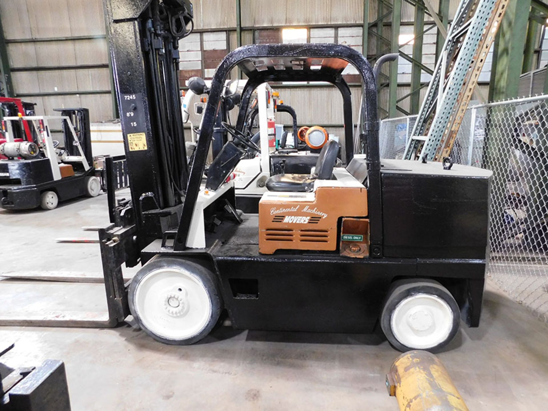 CATERPILLAR T150D 15,000 LB. FORKLIFT; 3-STAGE MAST, 188'' LIFT HEIGHT, DIESEL, SOLID TIRES, 6'