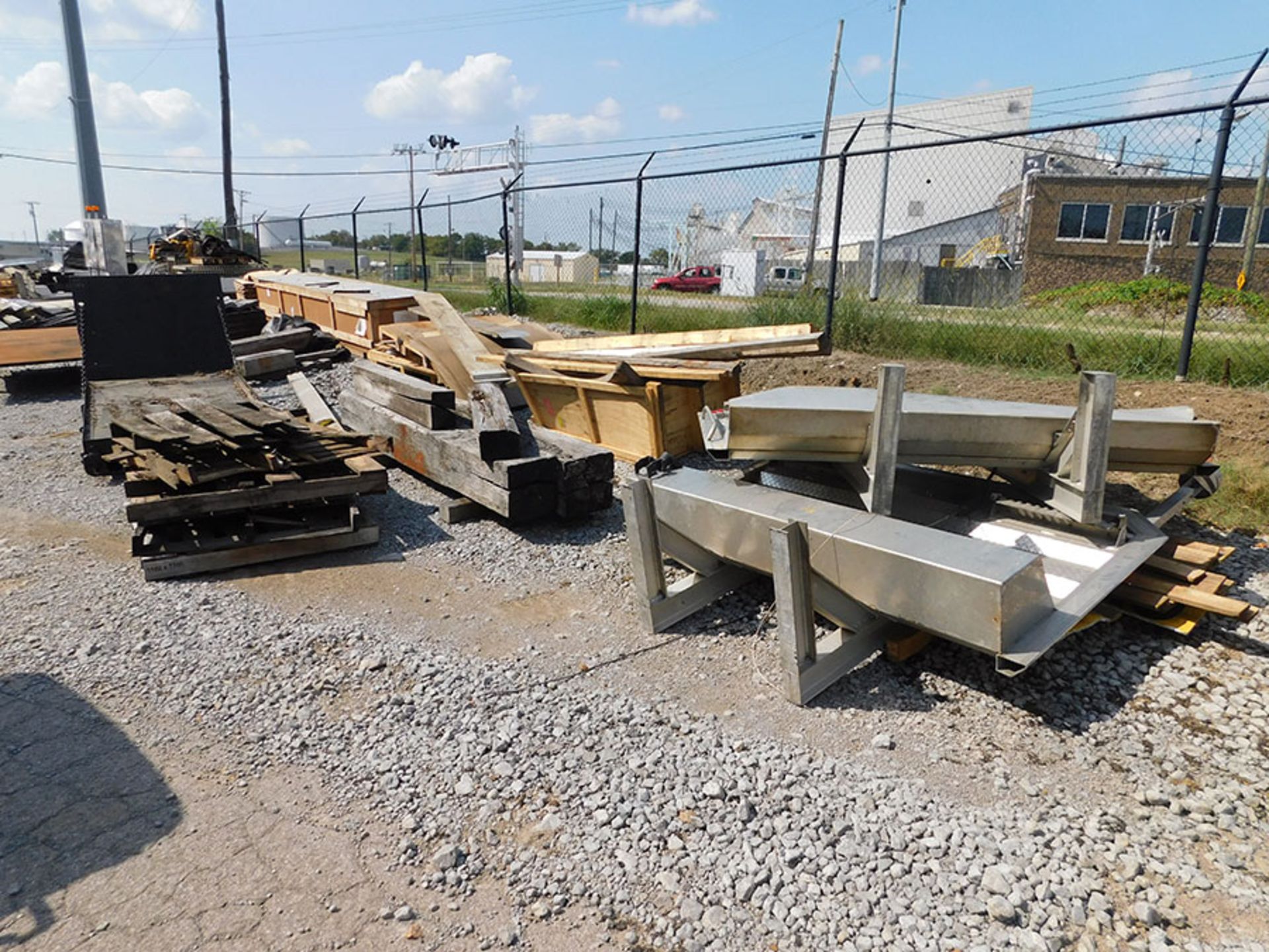 CHAIN RACKS, STEEL PLATE, DUNNAGE, AND FORK EXTENSIONS