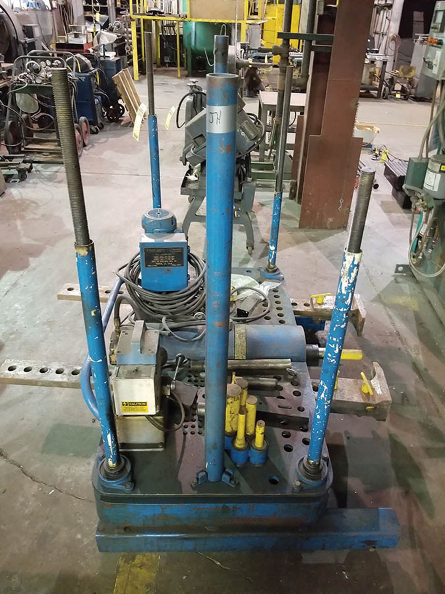 POULAN HORIZONTAL PULLER PRESS; 100,000 LB. CAP., VERTICAL ADJUSTMENT 11"-60", HORIZONTAL ADJUSTMENT - Image 2 of 4