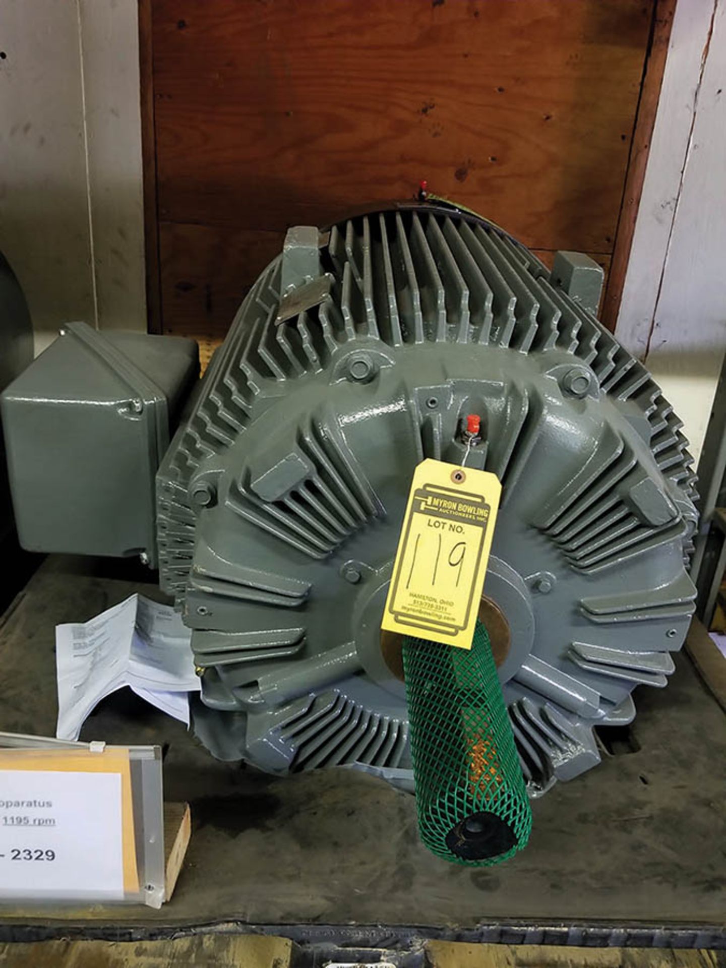 GE 100 HP ELECTRIC MOTOR; 1,195 RPM, 460V, 116 AMP, 3 PH., 60 HZ - Image 2 of 4