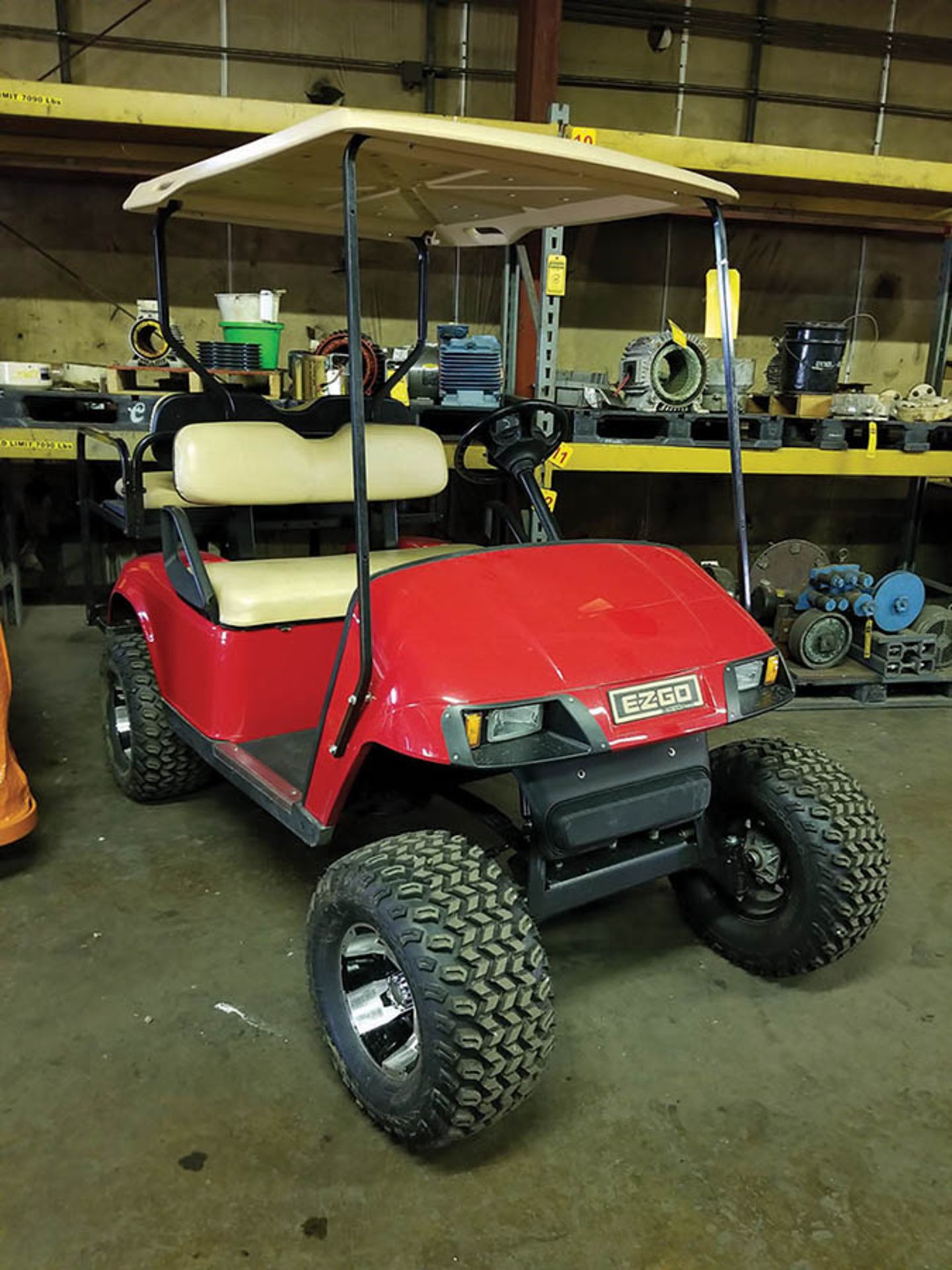 EZ-GO ELECTRIC GOLF CART; 48V WITH CHARGER, 4 PASSENGER, FOLD DOWN SEAT, LIFT KIT, HEADLIGHTS, BRAKE - Image 5 of 10