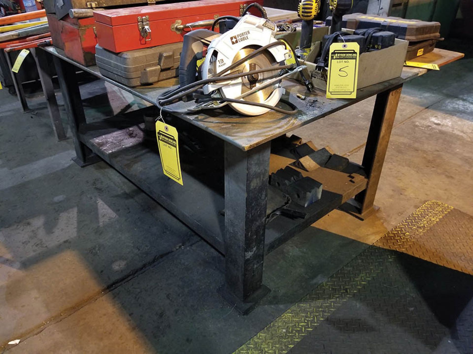 STEEL WELDING TABLE WITH 5" ANVIL VICE; 4' X 6' 1/2" THICK - Image 4 of 4