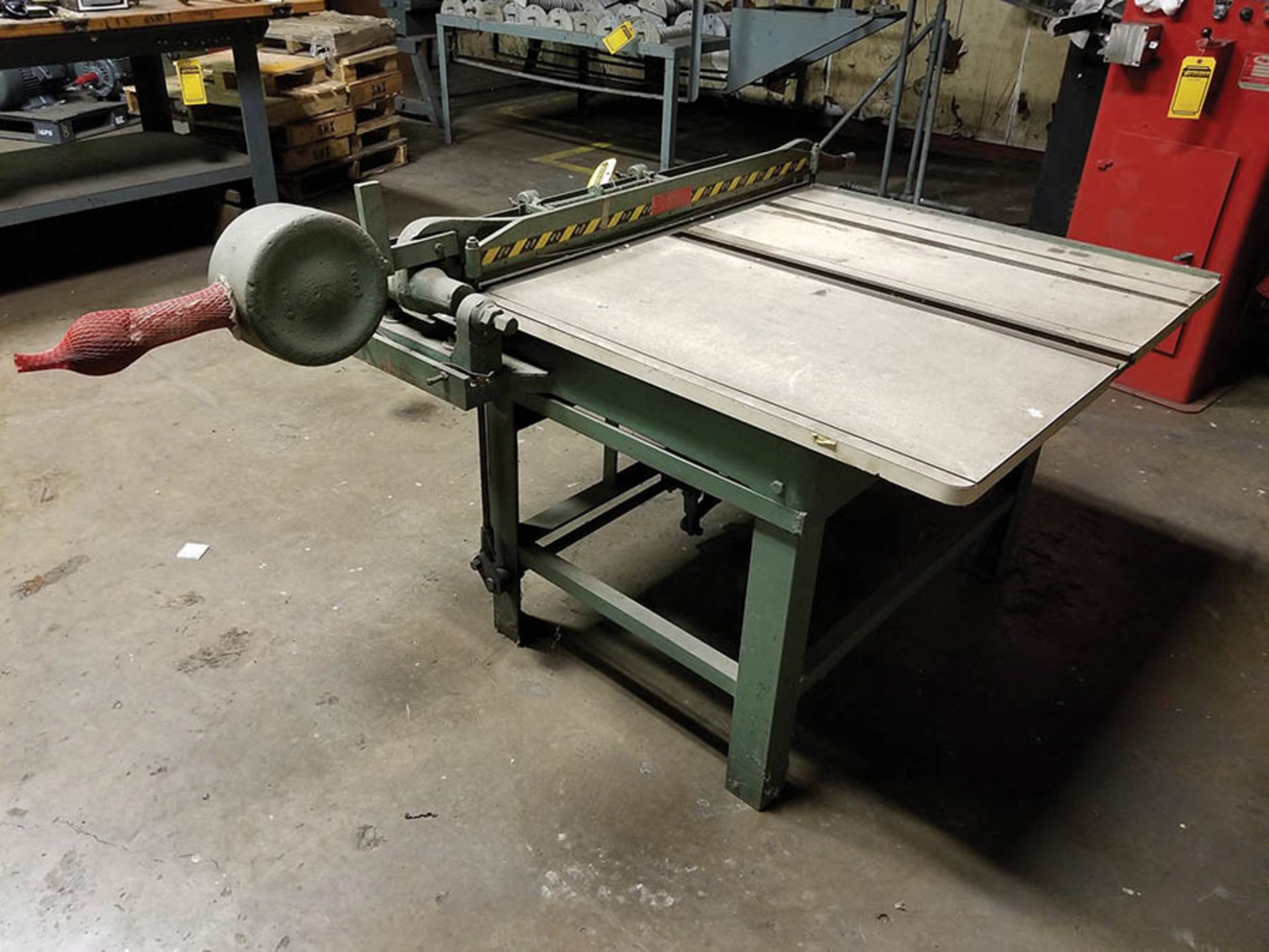 DAVIS STANDARD JACQUES MANUAL SHEAR; 40" UNIVERSAL, S/N H-4917, 40" X 36" TABLE - Image 6 of 6