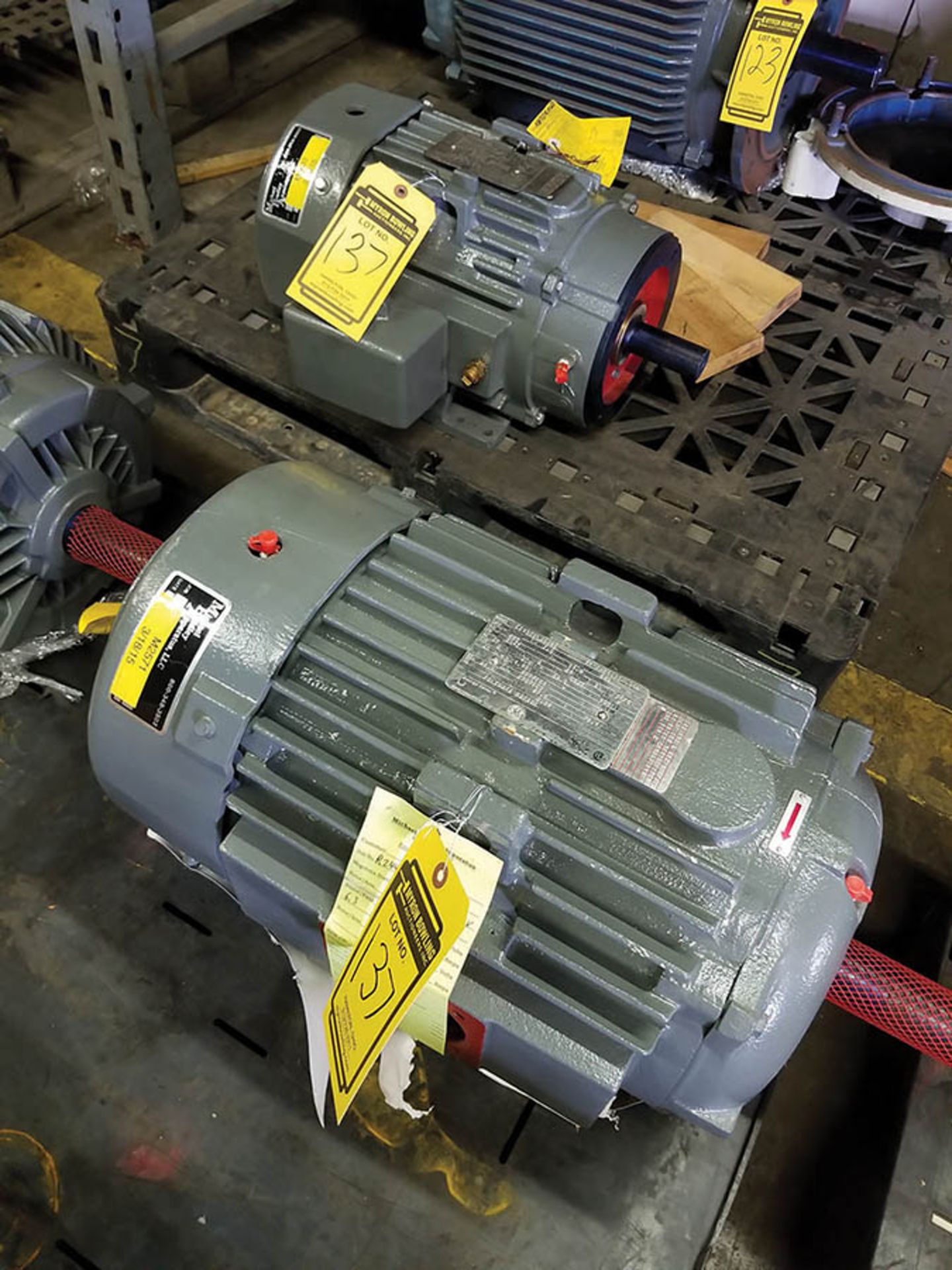 (3) ELECTRIC MOTORS; GE 7.5 HP ELECTRIC MOTOR; 880 RPM, GE 7.5 HP ELECTRIC MOTOR, 1,770 RPM, AND - Image 2 of 11