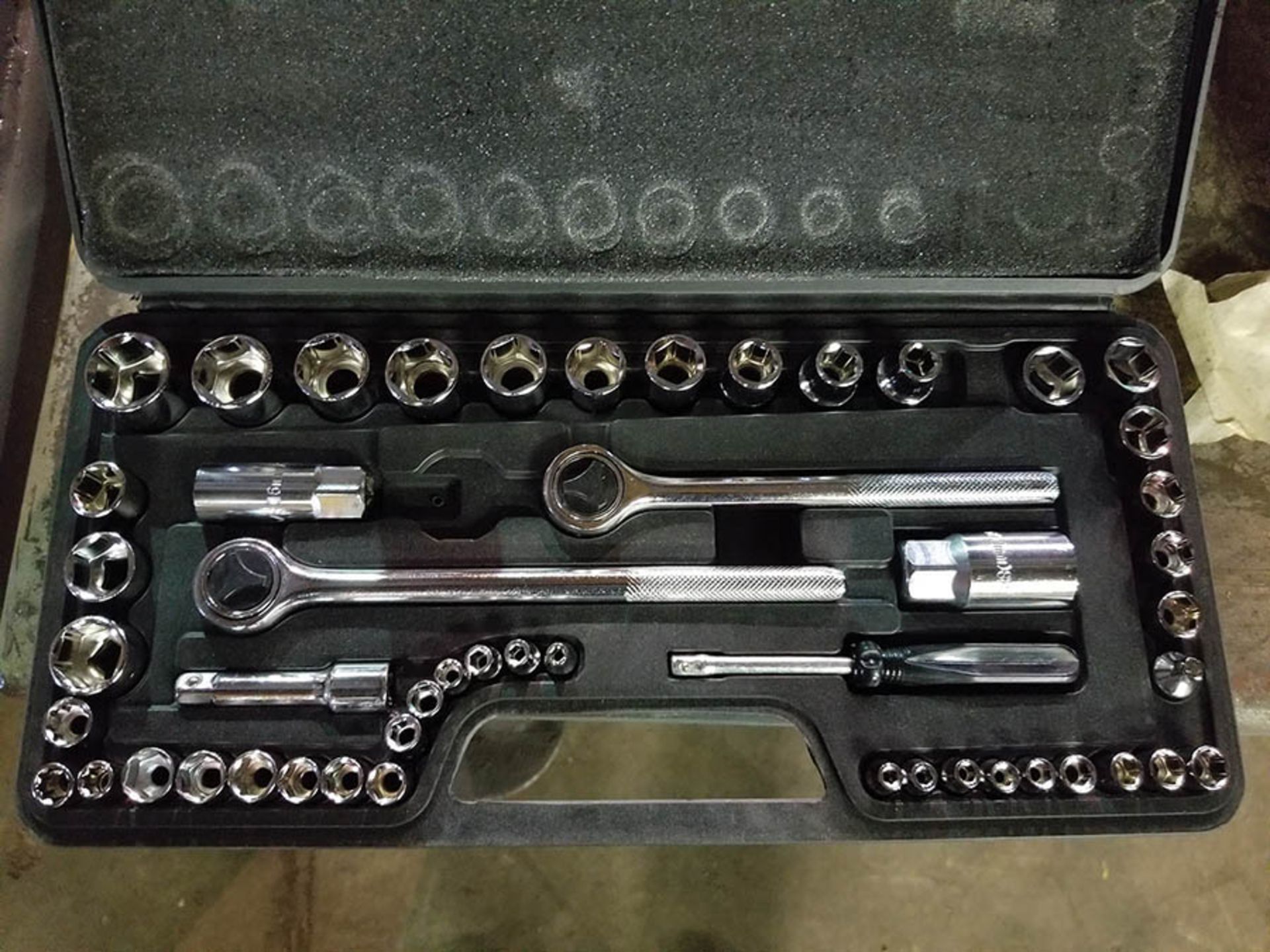 (4) SOCKETS WRENCH SETS - Image 2 of 5