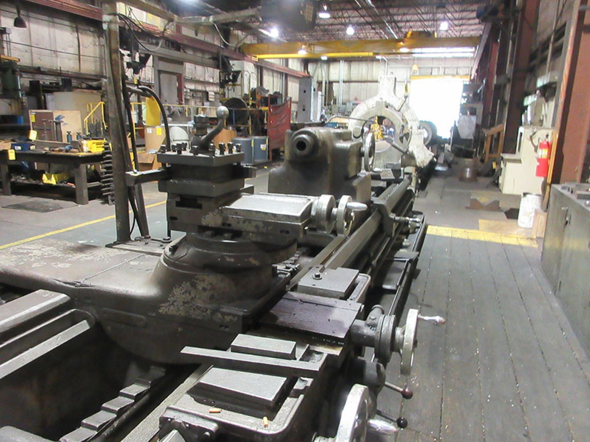 AXELSON GAP BED ENGINE LATHE; 20' BED, 6-750 RPM, SADDLE, SLIDEWAY, TOOL POST, TAILSTOCK, (2) STEADY - Image 2 of 4