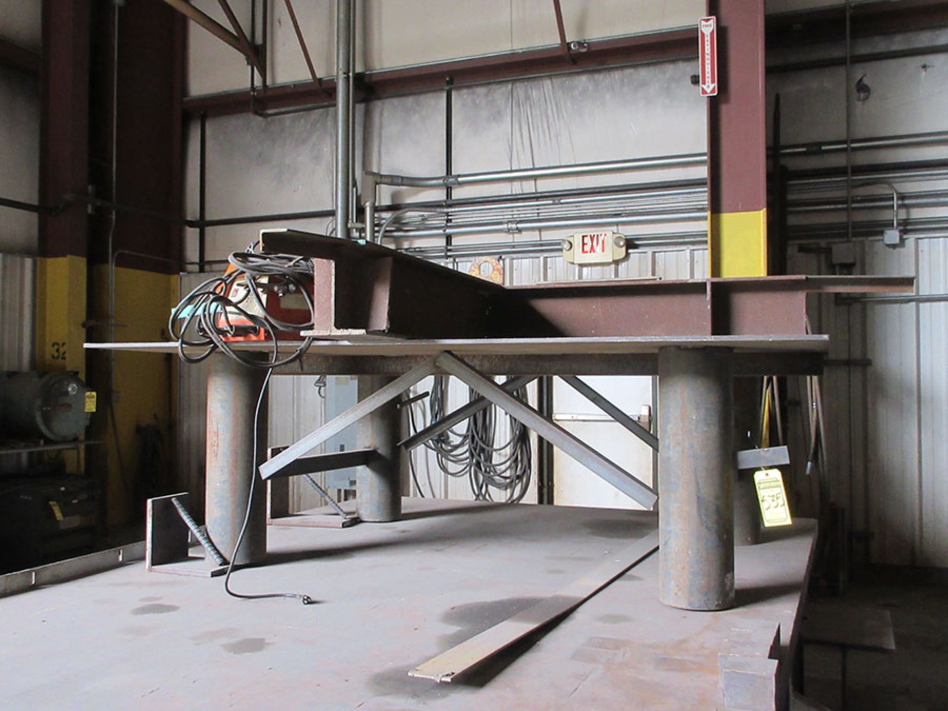 STEEL TABLE WITH 4-WAY I-BEAM CRANE ATTACHMENT