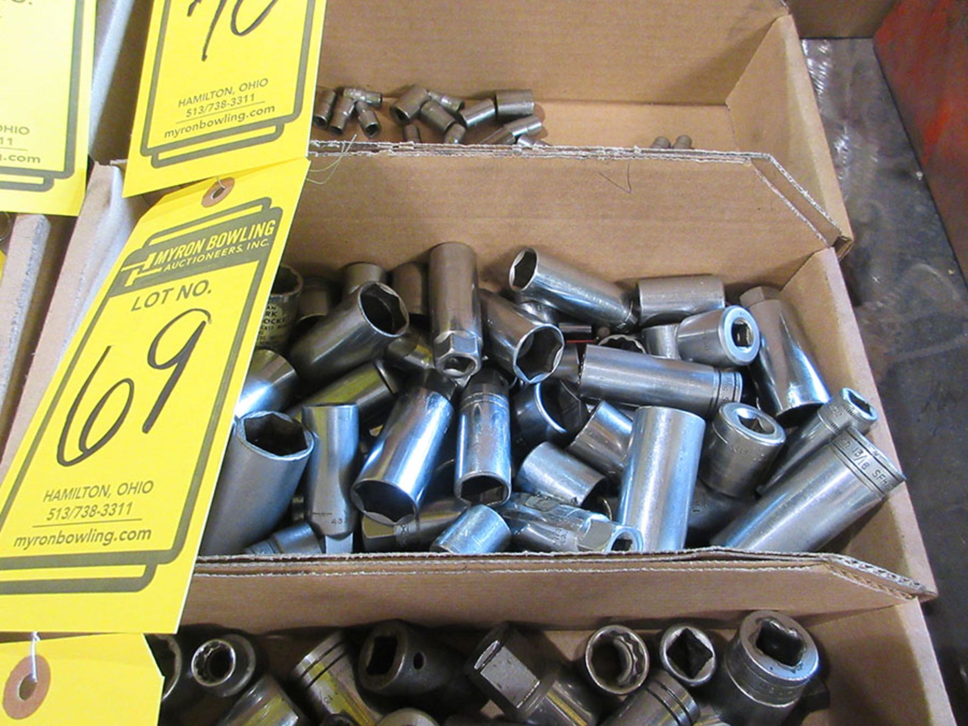 ASSORTED 3/8'' DRIVE SOCKETS