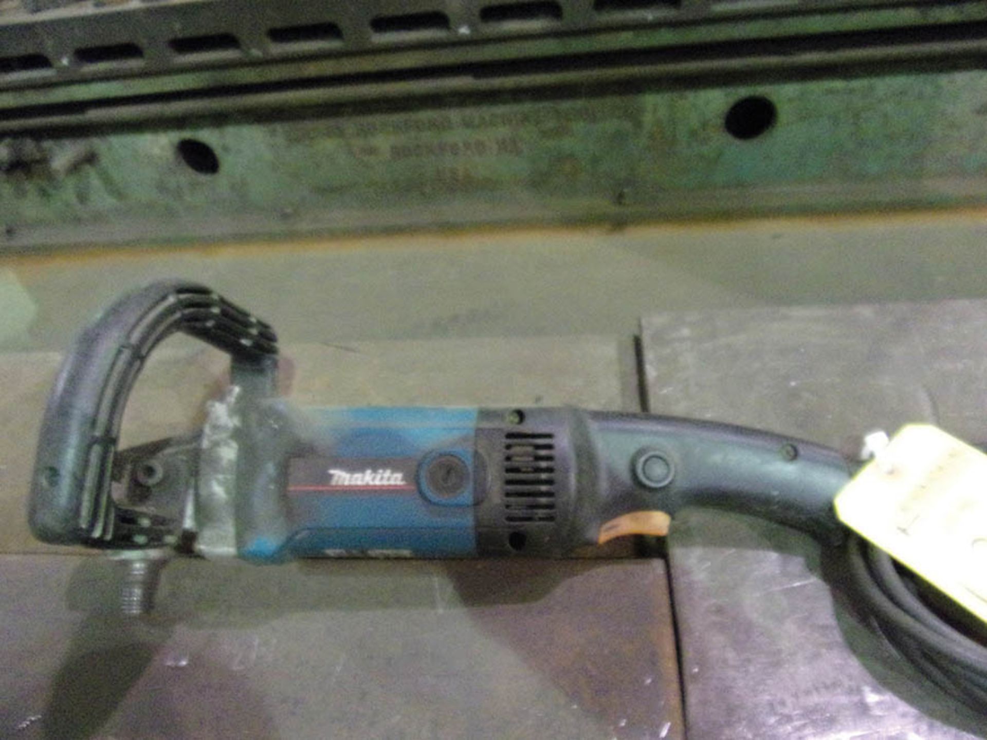 MAKITA 7'' ANGLE HAND GRINDER