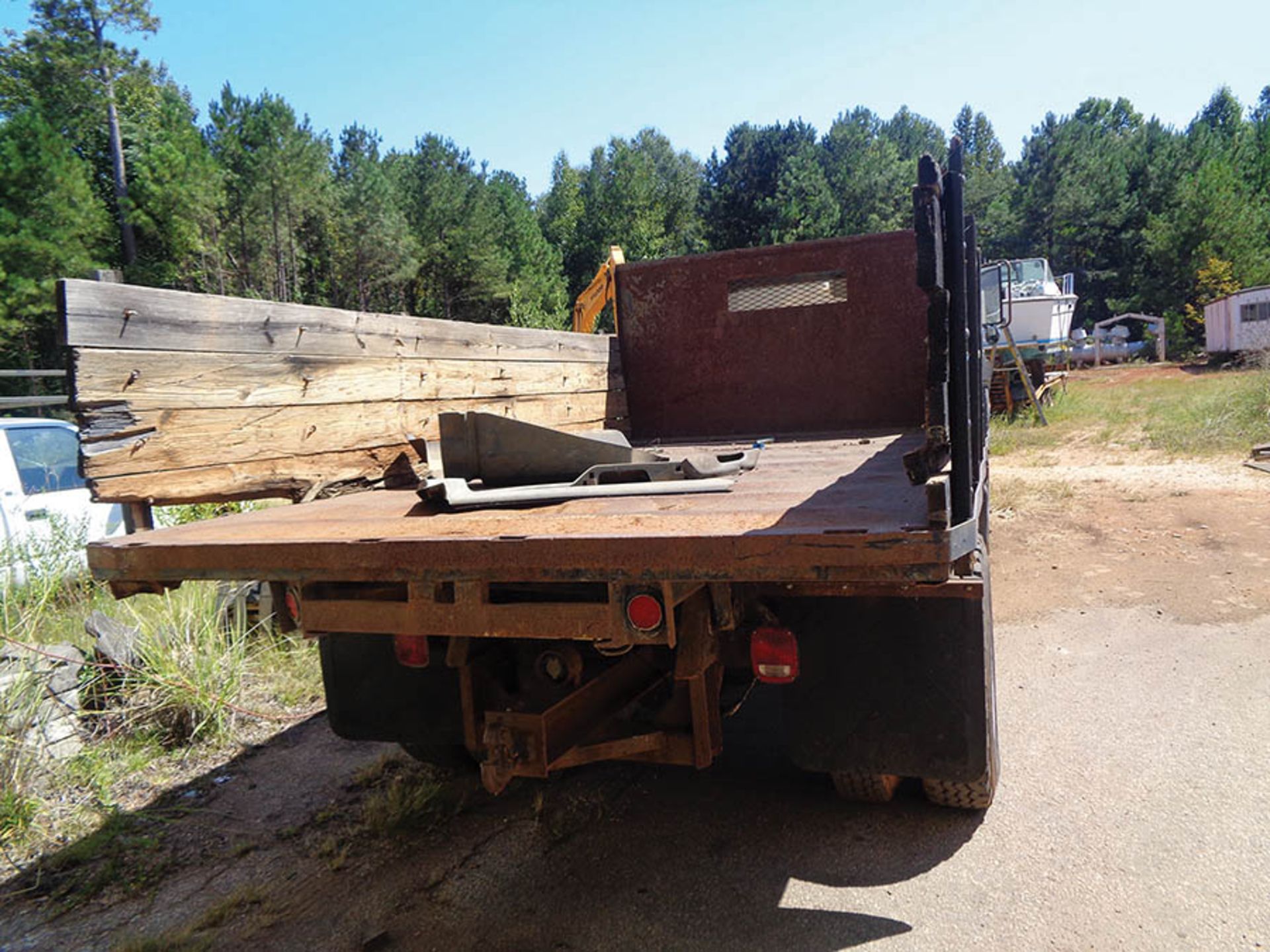 1990 CHEVROLET KODIAK TRUCK DUMP TRUCK, MODELC7H042, VIN 1GBJ7H1PBLJ202324 - Image 3 of 3