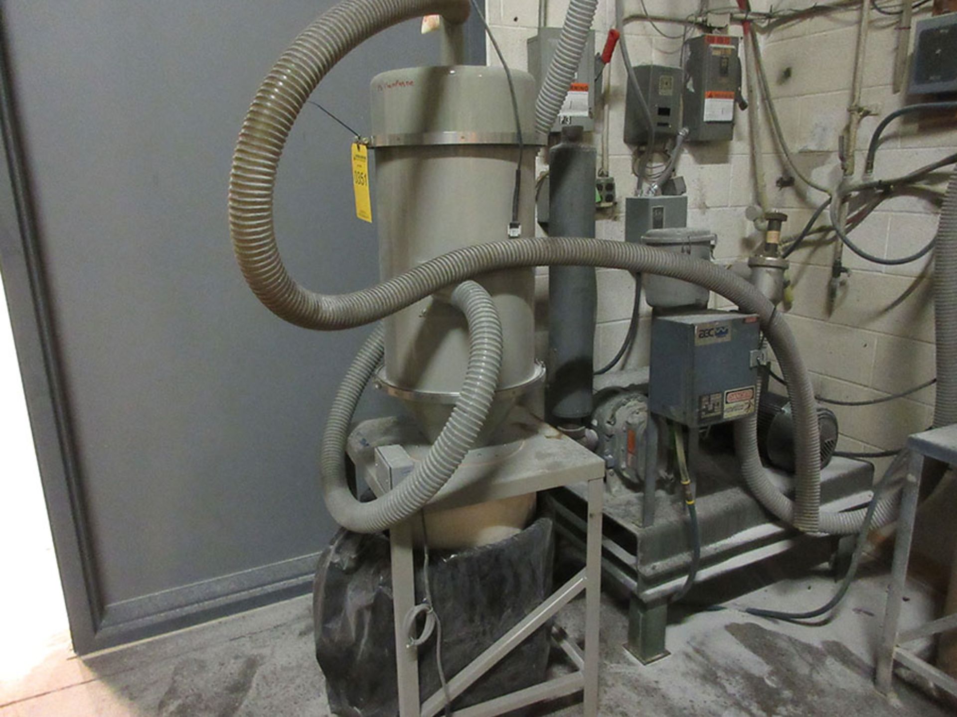 AEC WHITLOCK VACUUM PUMP WITH WHITLOCK DEBRIS CANISTER (FLEX HOSE INCLUDED)