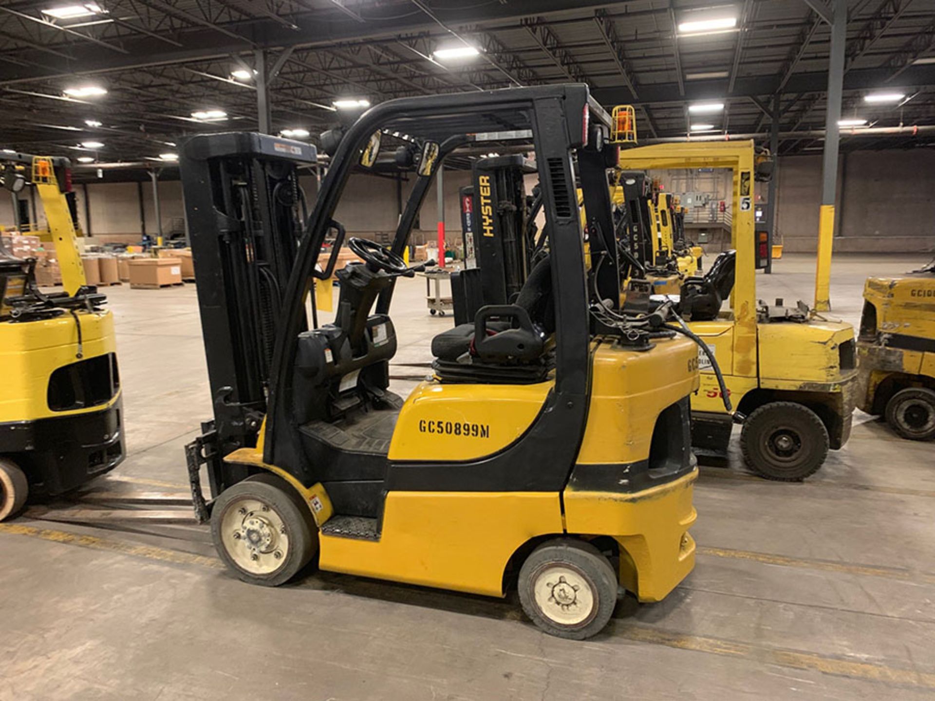 2014 YALE 5,000 LB. CAPACITY FORKLIFT; LPG, CUSHION TIRES, 3-STAGE MAST, 189'' LIFT HEIGHT, SIDE