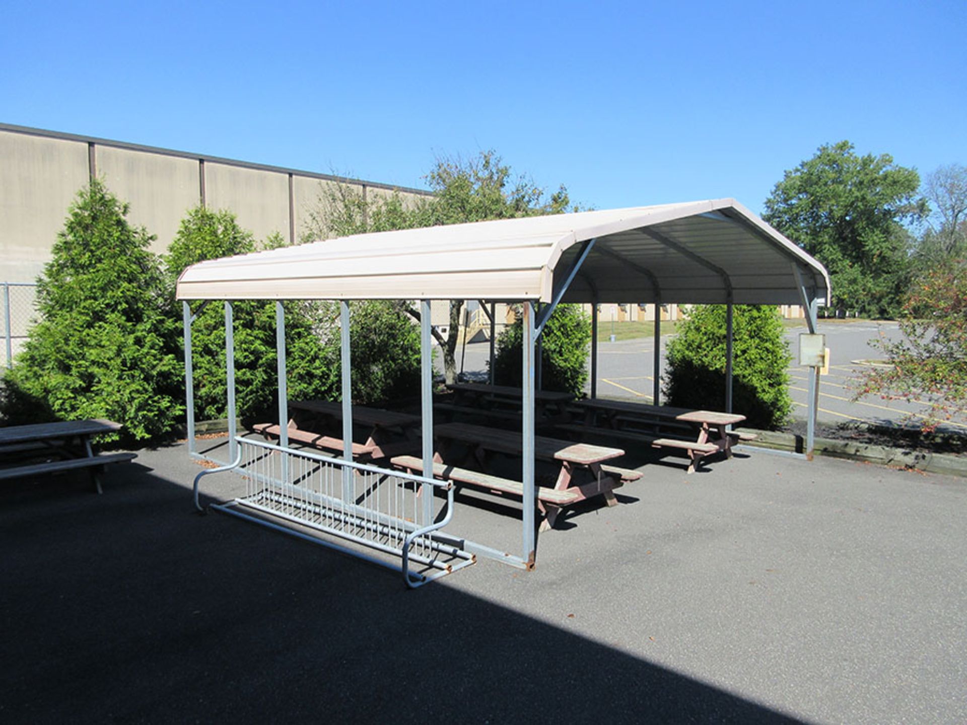 CARPORT 20'X 20' GALVANIZED STEEL FRAME & BICYCLE RACK