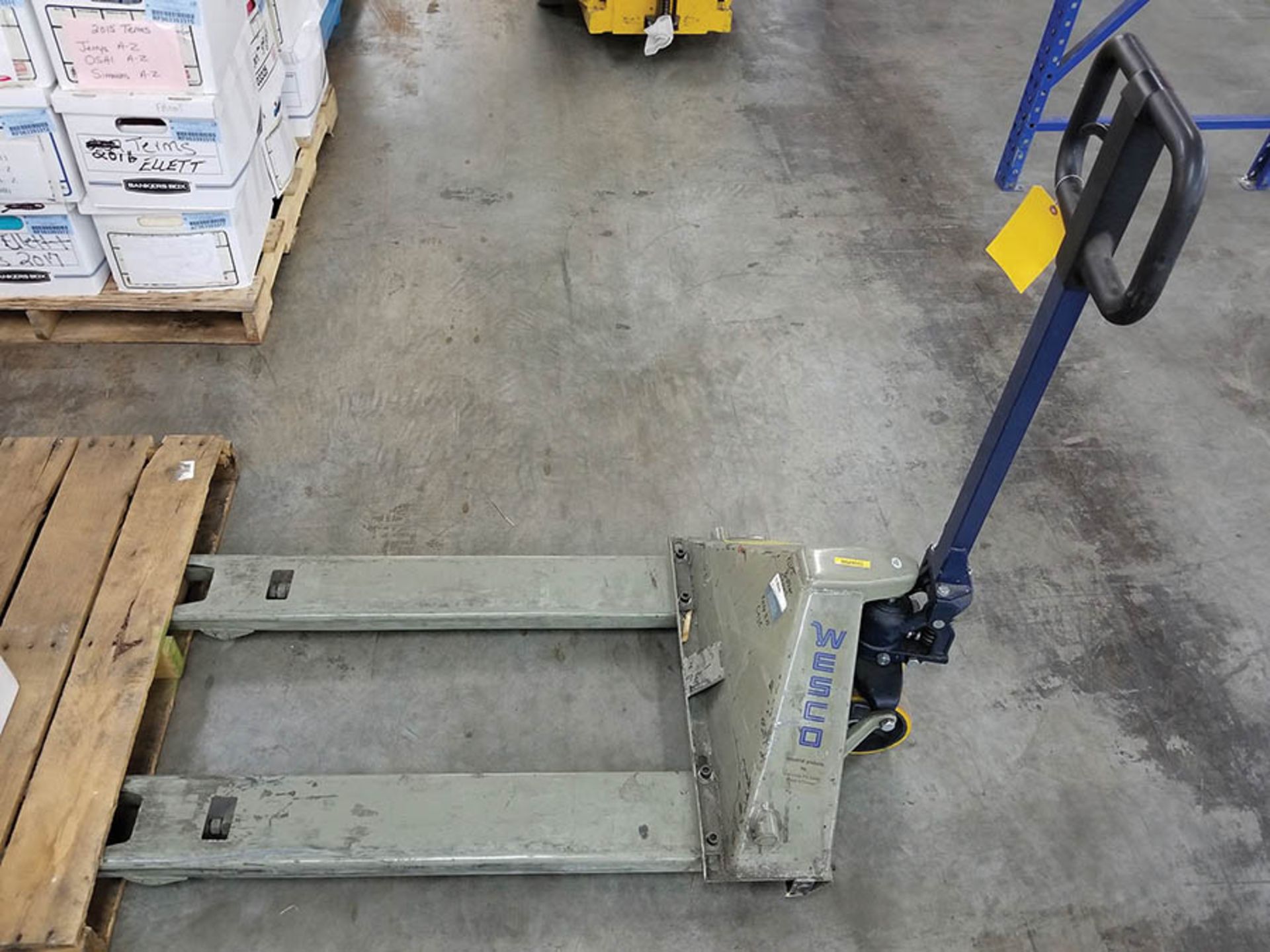 (1) ML55 5500 LB. HYDRAULIC PALLET JACK & (1) WESCO 5500 LB. HYDRAULIC PALLET JACK - Image 4 of 4