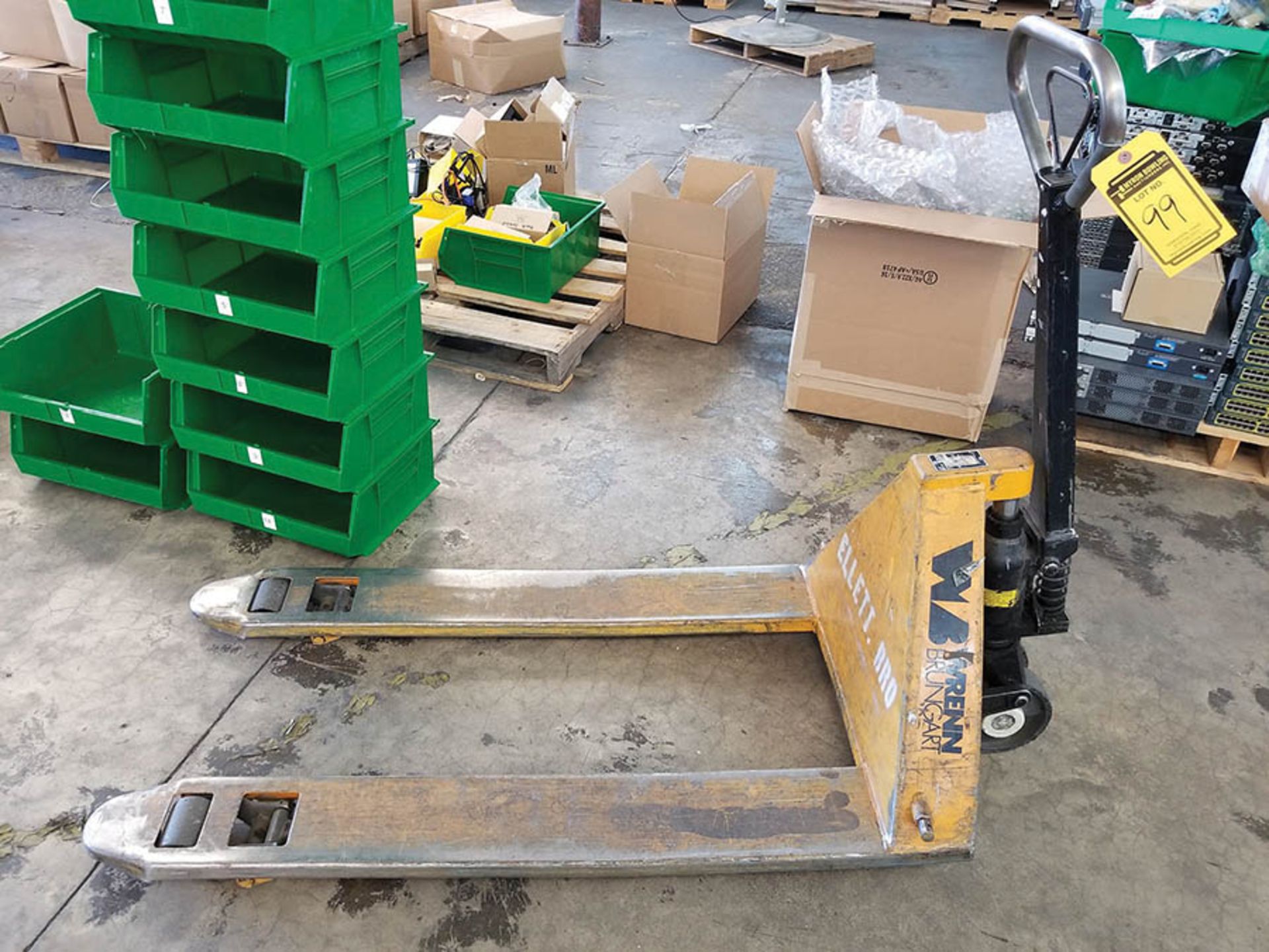 (1) ML55 5500 LB. HYDRAULIC PALLET JACK & (1) WESCO 5500 LB. HYDRAULIC PALLET JACK