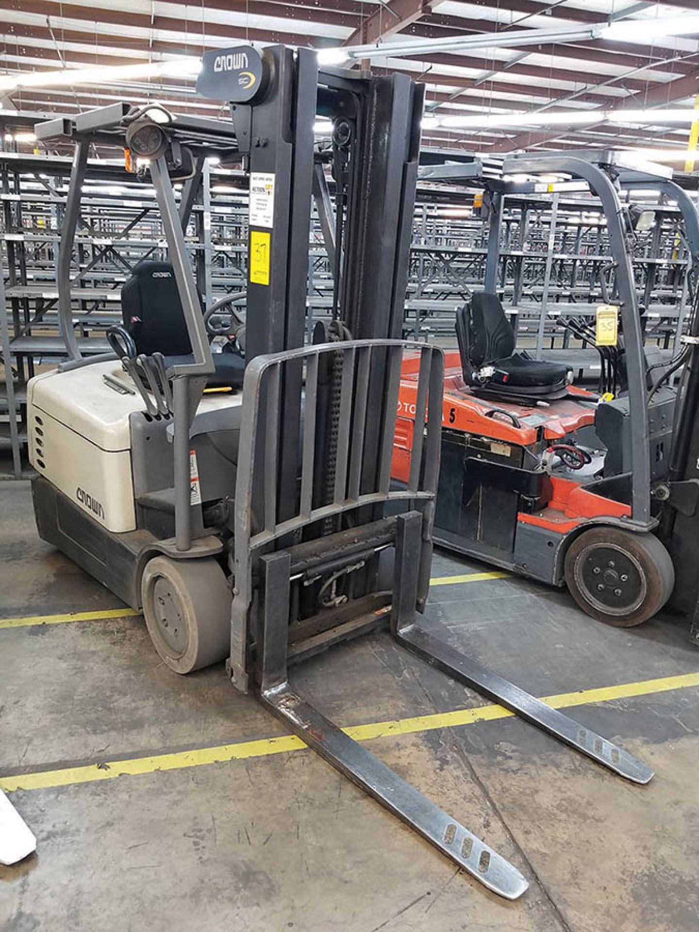 2013 CROWN 4500 SERIES 4,825-LB. ELECTRIC FORKLIFT, 83" 3-STAGE MAST, FORK RACK, SOLID NON-MARKING