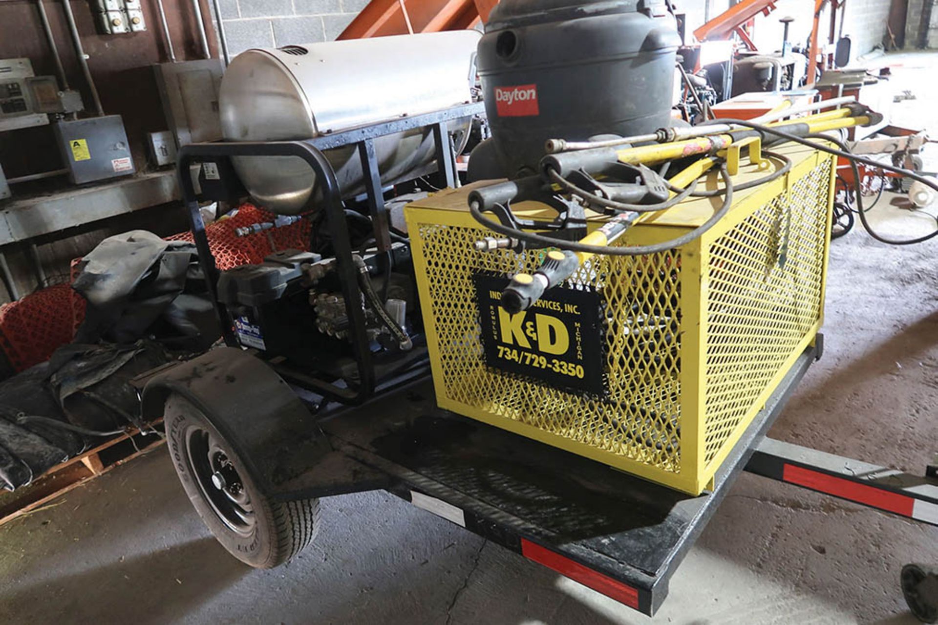 LANDA PLATINUM SERIES INDUSTRIAL PORTABLE POWER WASHER, 16 HP BUGGS AND STRATTON GAS ENGINE, - Image 2 of 5