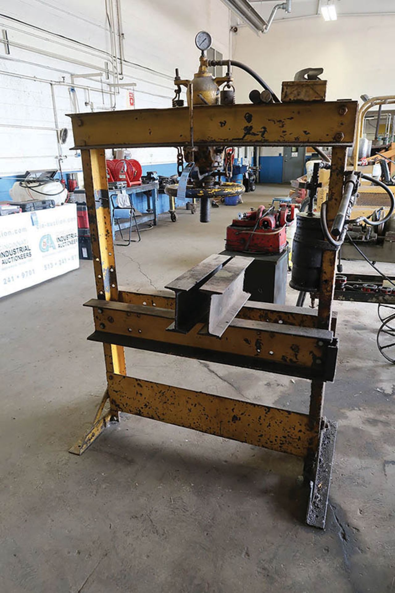 HYDRAULIC H-FRAME PRESS