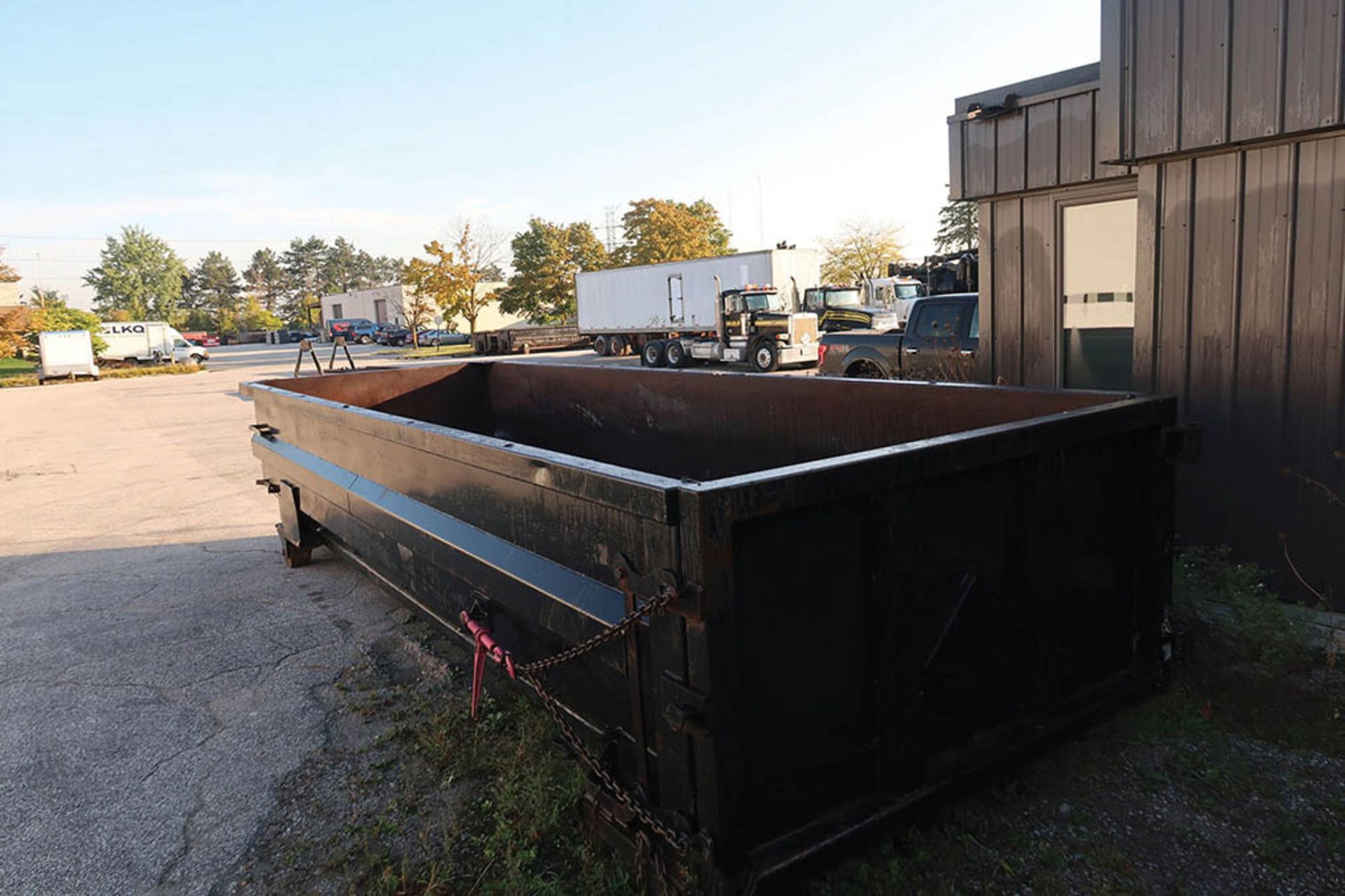30 CU. YARD ROLL-OFF CONTAINER, RB142 ***LOCATED IN MIDLAND, MICHIGAN** - Image 2 of 3