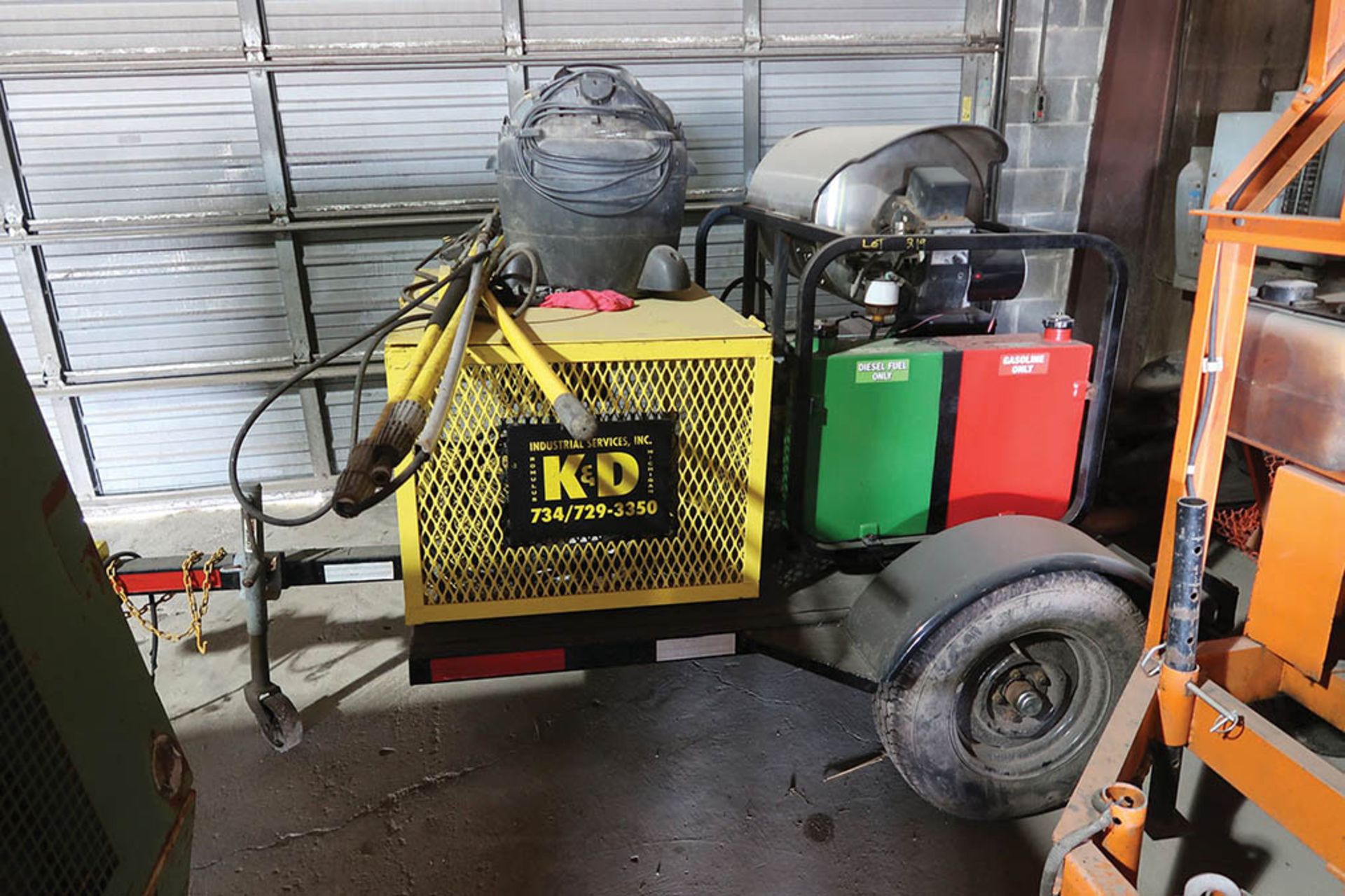 LANDA PLATINUM SERIES INDUSTRIAL PORTABLE POWER WASHER, 16 HP BUGGS AND STRATTON GAS ENGINE, - Image 5 of 5
