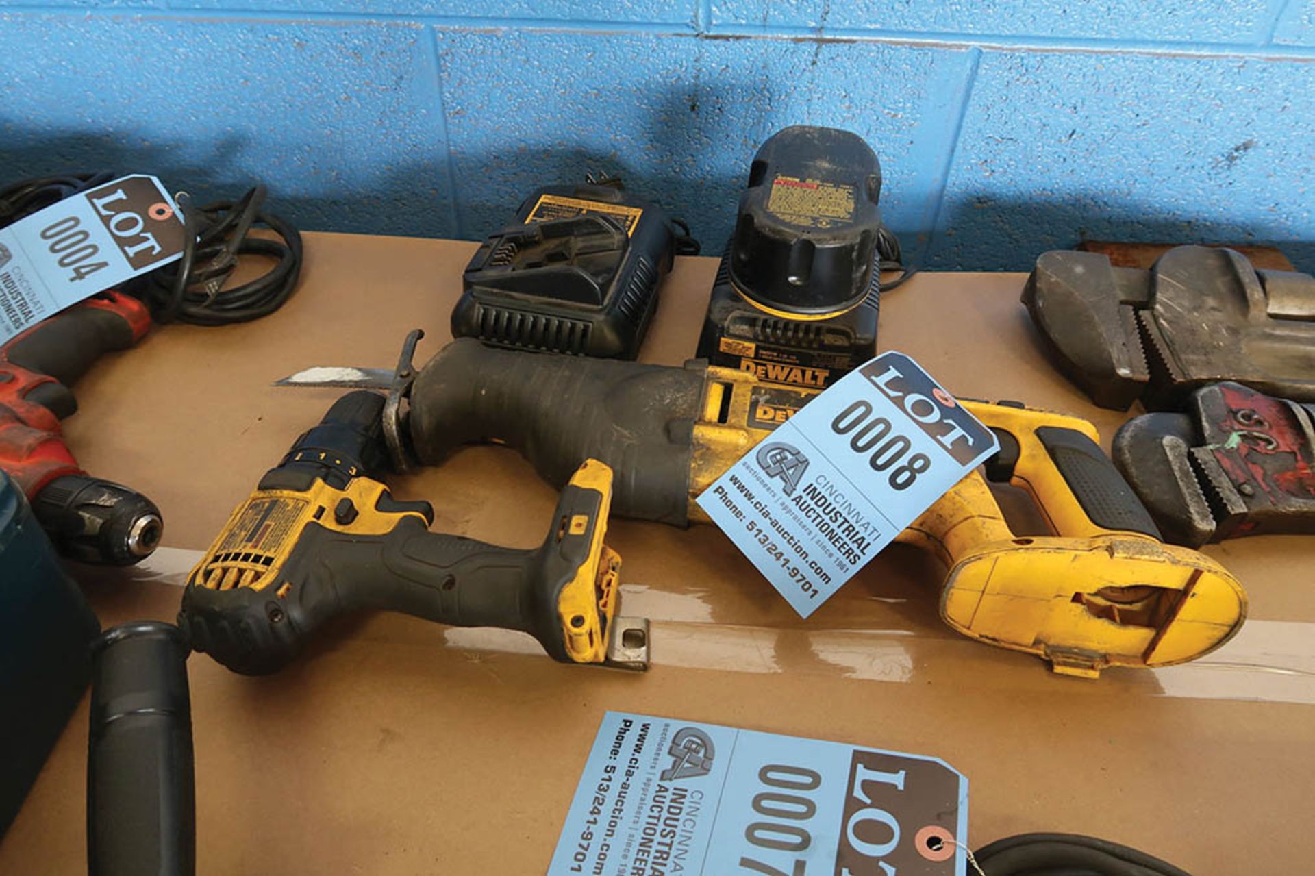 (LOT) DEWALT CORDLESS DRILL AND SAWZALL WITH CHARGERS