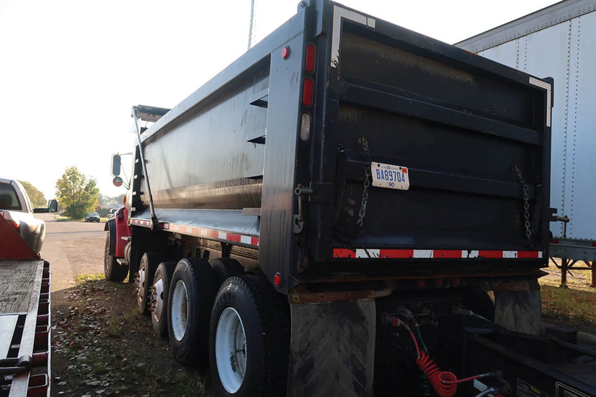 1999 STERLING DUMP TRUCK; VIN # 2FZXKMDB4XAB99702, EATON FULLER TRANS, CONTRACT WELDING & - Image 4 of 8