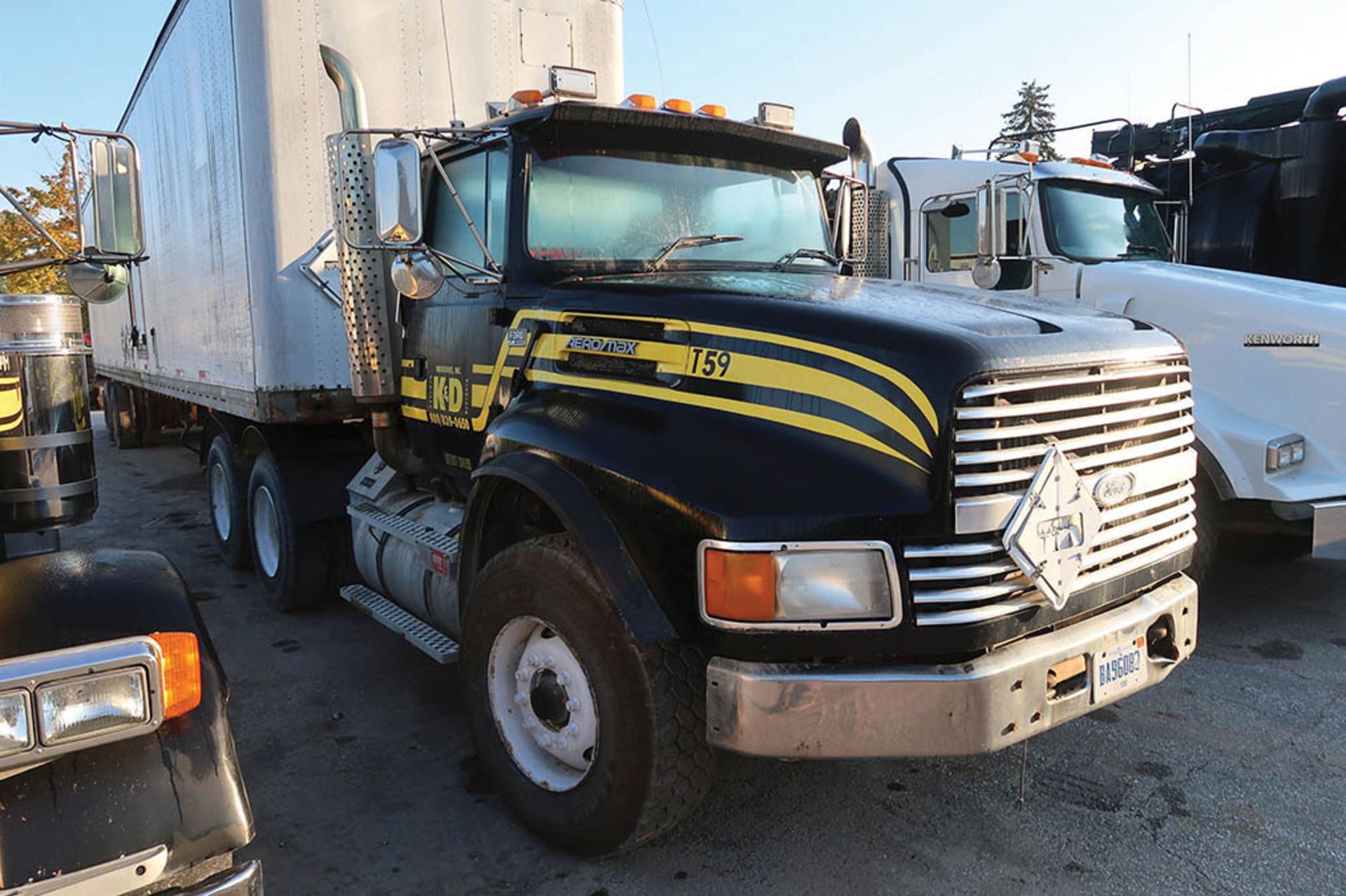 1996 FORD LTL9000 T/A TWIN SCREW SEMI-TRUCK; VIN # 1FTZA99W6TVA08854, EATON FULLER TRANS, CAT 3406 - Image 2 of 8