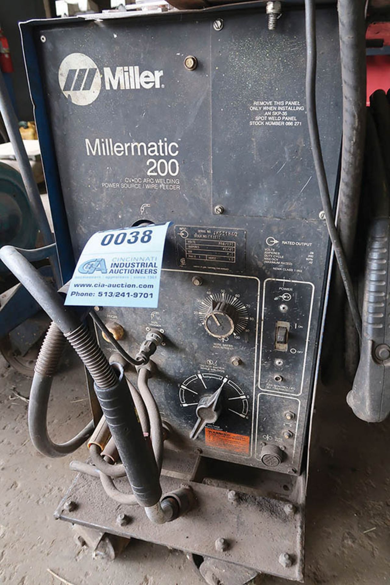 200 AMP MILLER MILLERMATIC 200 WELDER; S/N JK531840 - Bild 4 aus 6