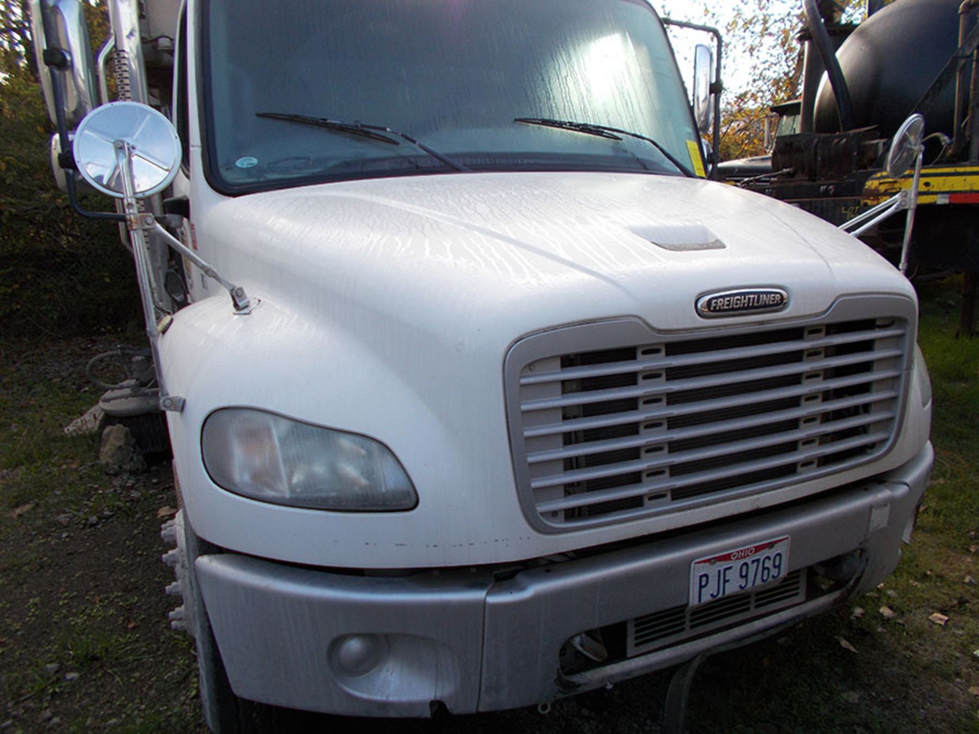 2009 FREIGHTLINER BUSINESS CLASS M2; S/N 1FVACXDTX9HAK333, WITH VACALL SWEEPER ***LOCATED IN - Image 2 of 5