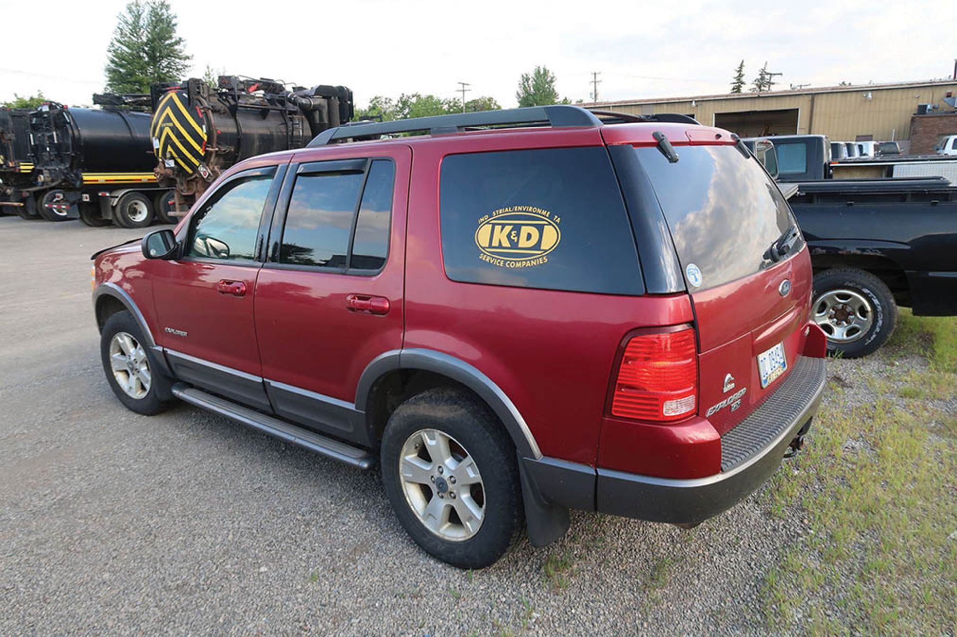 2005 FORD 4-WHEEL DRIVE EXPLORER; VIN # 1FMZU73KX5UB59010, 270,271 MILES - Image 7 of 14