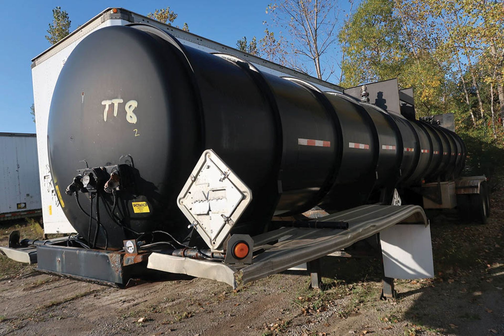 1993 INTERNATIONAL TANK TRAILER; VIN # 1T9A34228PS060103, 5,000 GALLON CAP, UNIT TT-8 ***LOCATED - Image 2 of 6