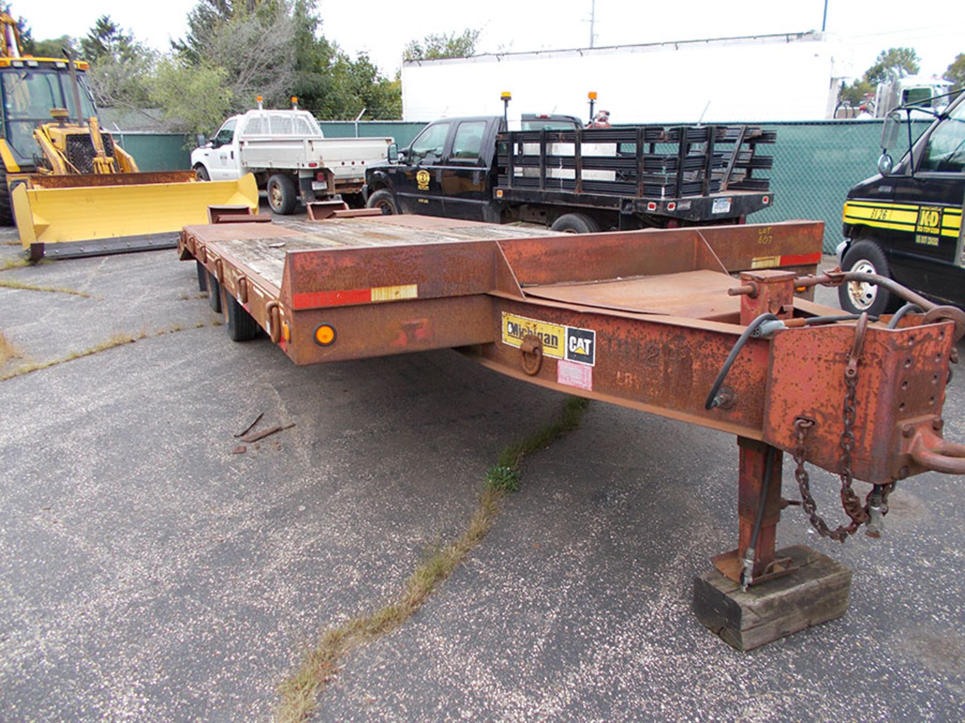 1996 TALBERT T/A EQUIPMENT TRAILER; 19' X 8' 6'' BED WITH 5 DOVE TAIL AND DROP RAMPS, PINTLE