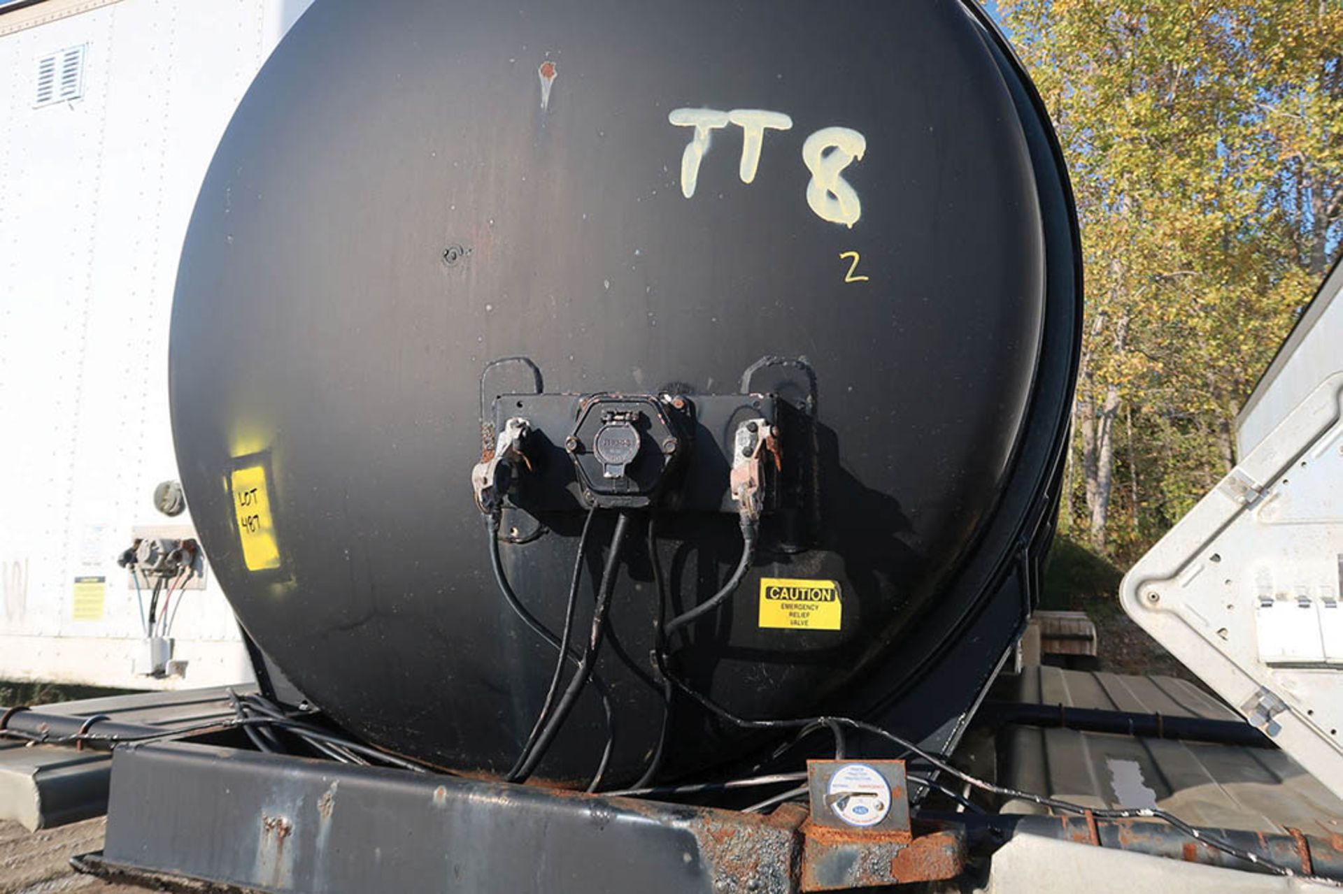 1993 INTERNATIONAL TANK TRAILER; VIN # 1T9A34228PS060103, 5,000 GALLON CAP, UNIT TT-8 ***LOCATED - Image 3 of 6