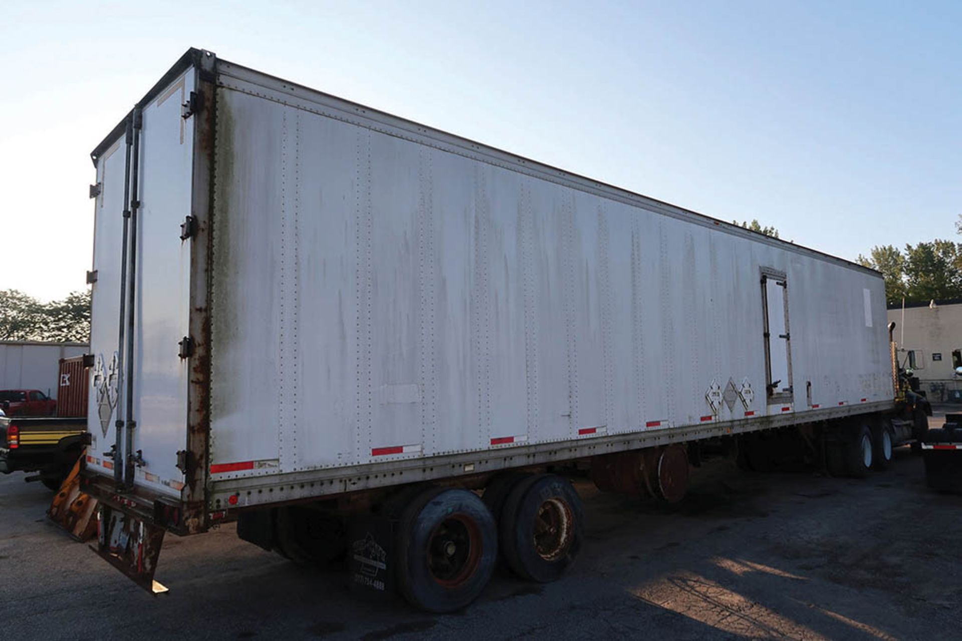 TRANSAMERICA 40' VAN BODY TRAILER; S/N N/A, UNIT TR-19 ***LOCATED IN MIDLAND, MICHIGAN** - Image 3 of 5