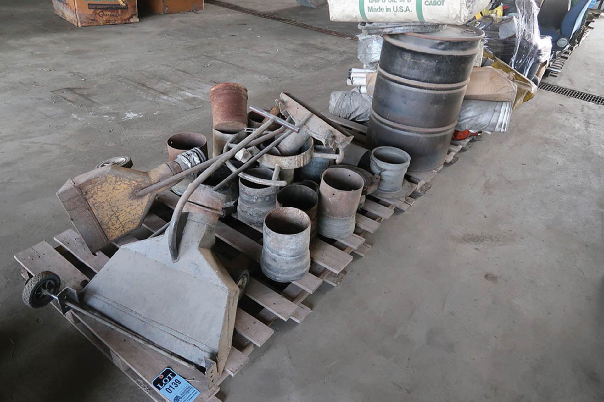 SKIDS MISCELLANEOUS COUPLINGS, VACUUM HEADS, HOSE, TARPS