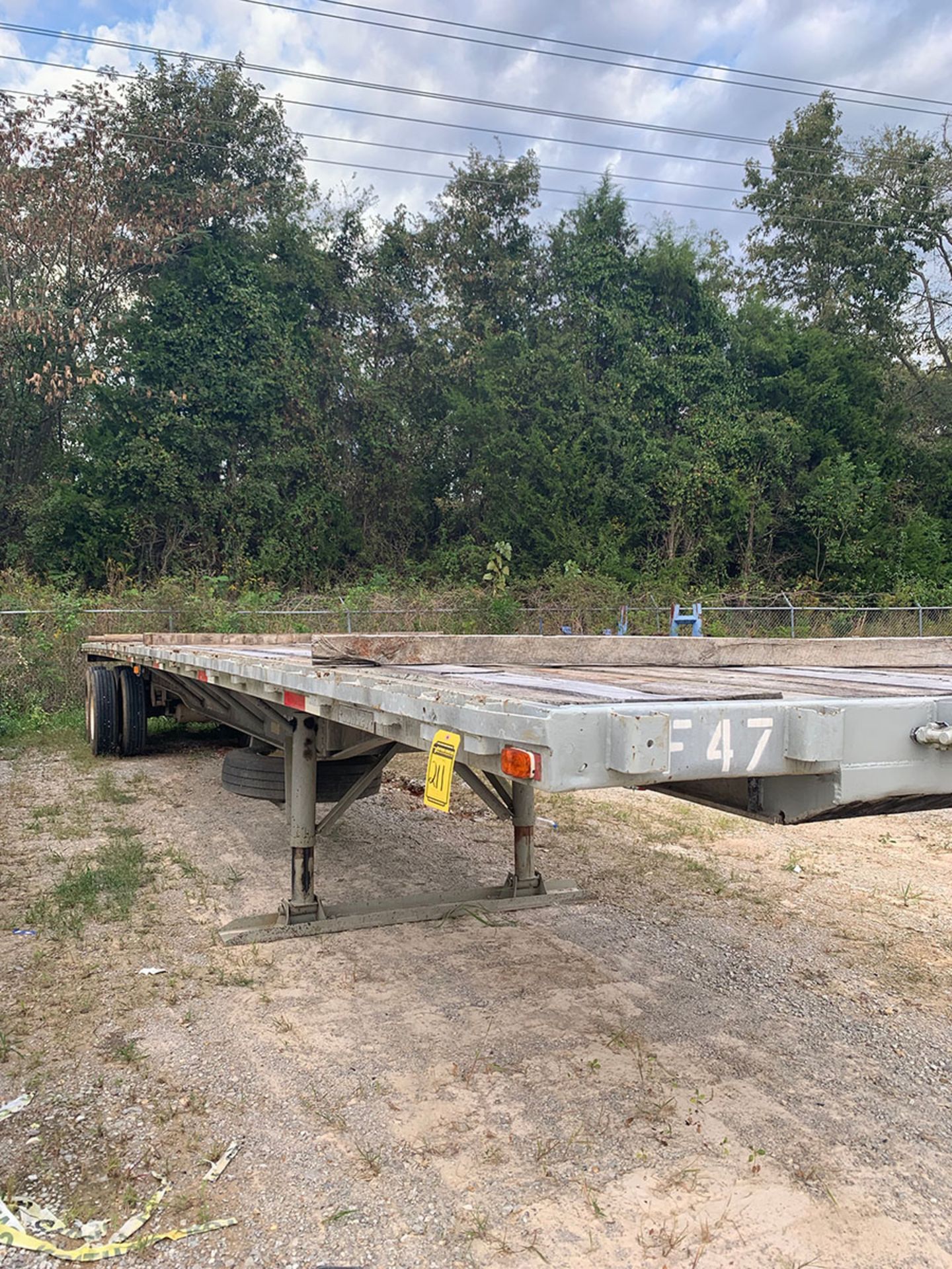 DORSEY 48' FLATBED TRAILER, T/A, WOOD DECK, AIR RIDE SUSPENSION