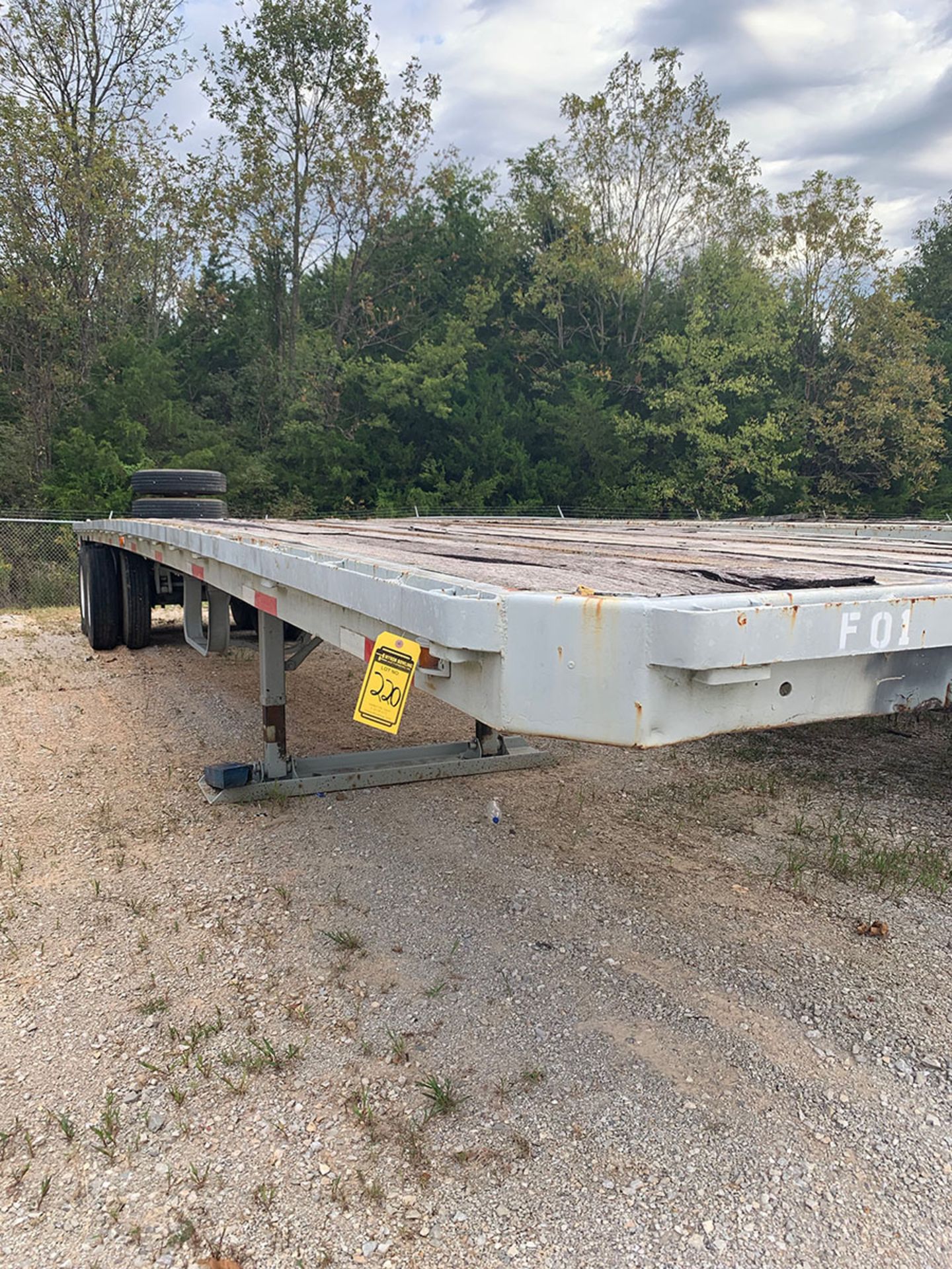 LUFKIN 42' FLATBED TRAILER, T/A, WOOD DECK, AIR RIDE SUSPENSION