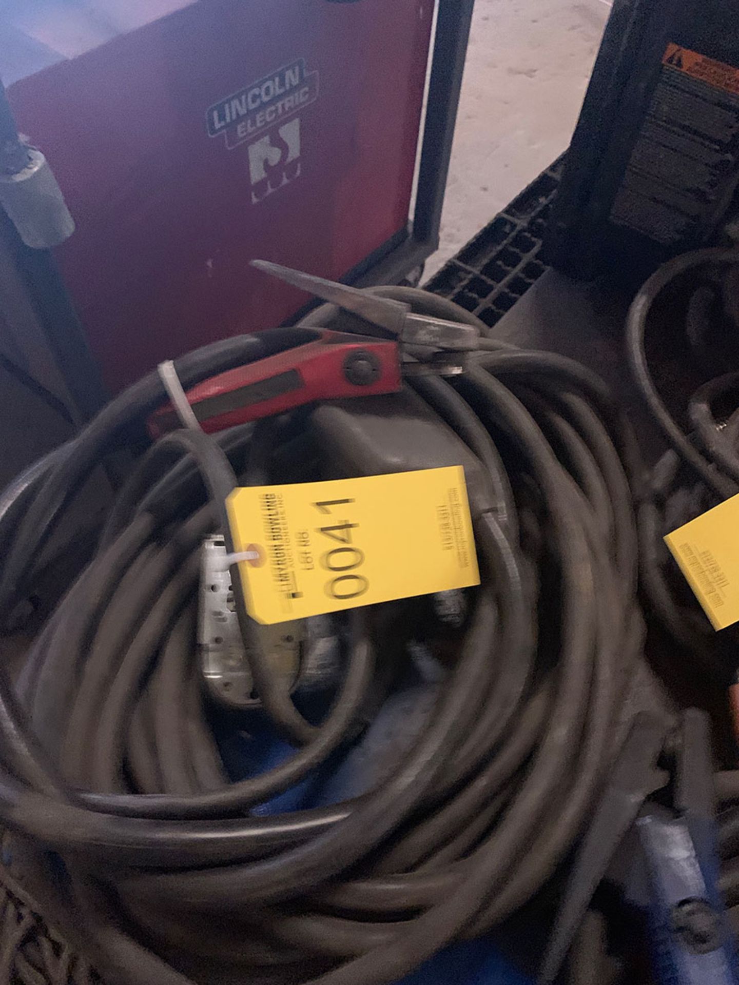 GOUGING TORCH AND EXTENSION CORD