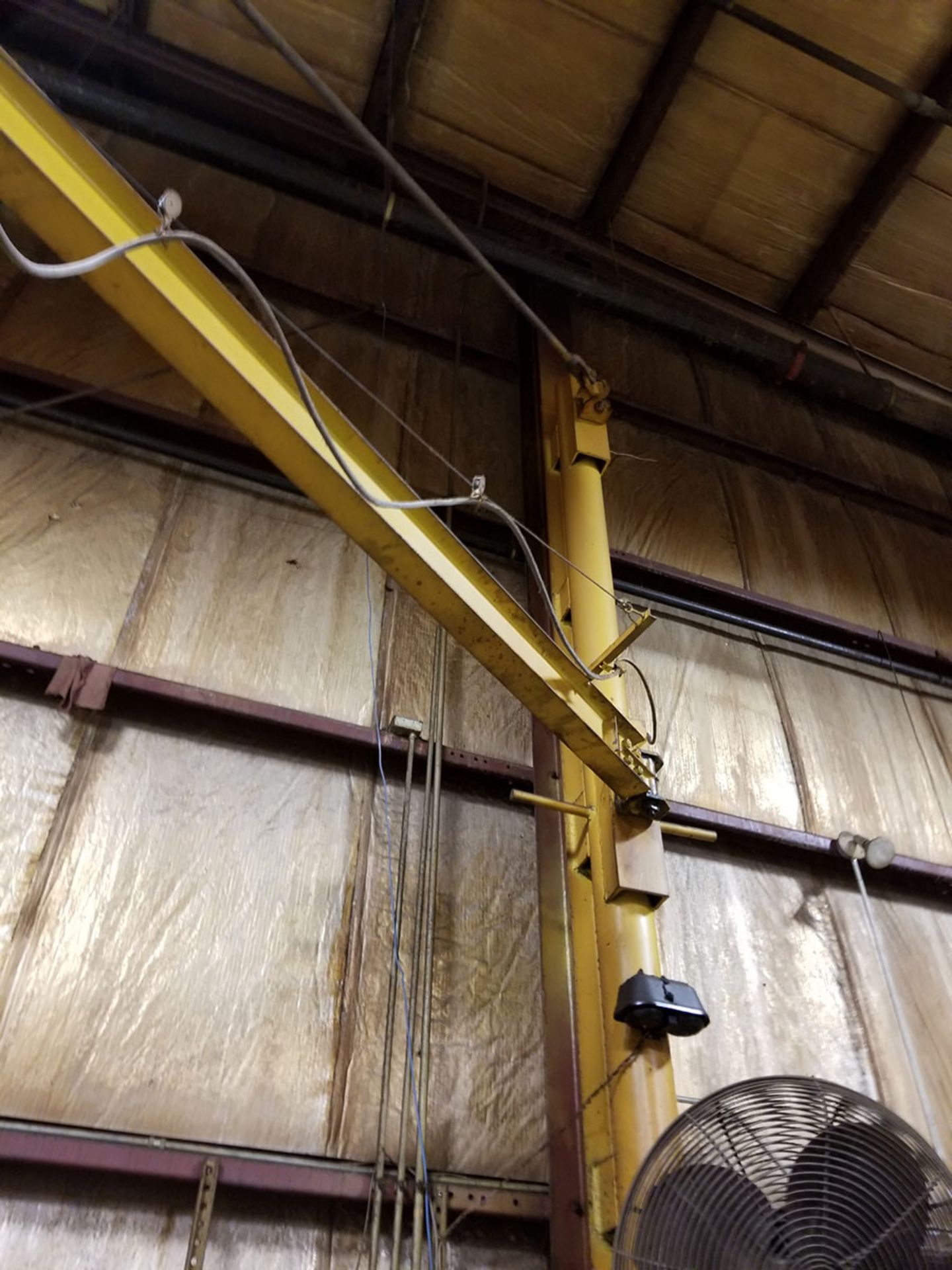1/2 TON COLUMN MOUNTED JIB CRANE WITH COFFING 1/2 TON ELECTRIC CABLE HOIST WITH PENDANT CONTROL - Image 5 of 7